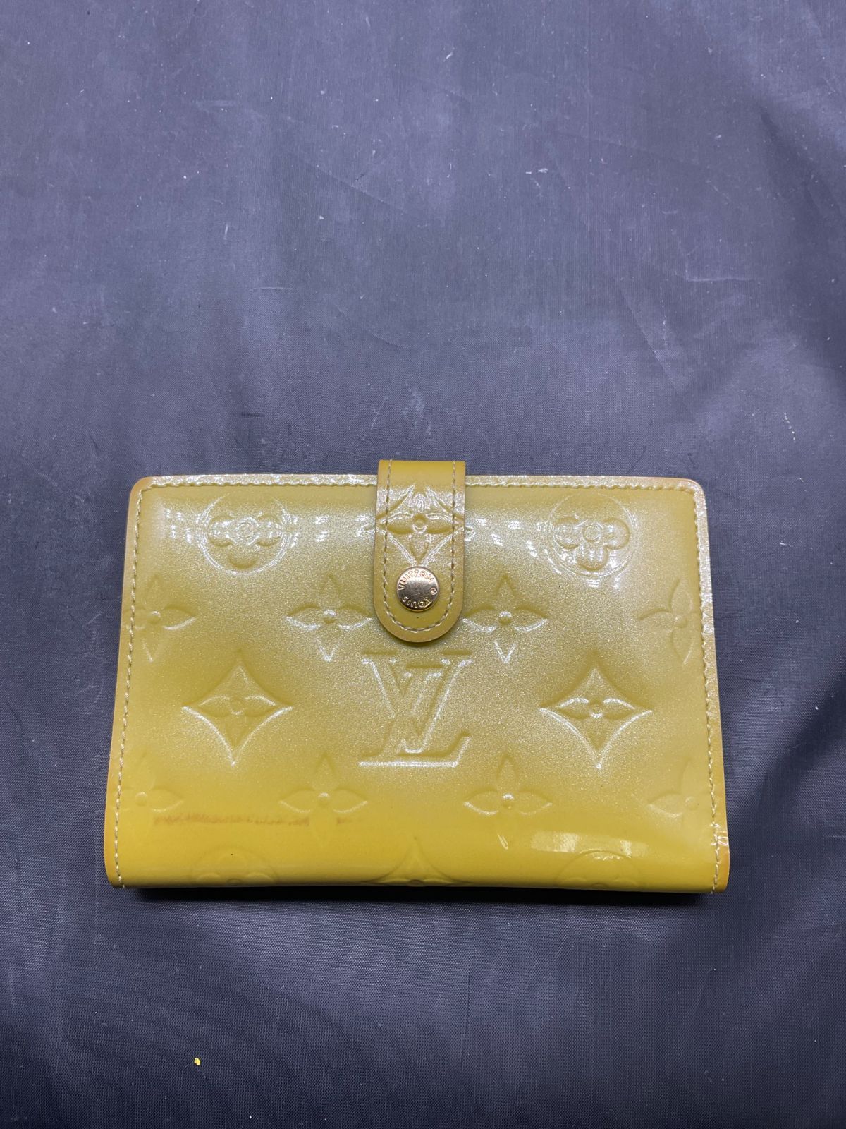 【微美品】LOUIS VUITTON ルイヴィトン　ヴェルニ　折り財布　イエロー 美品】LOUIS VUITTON ルイヴィトン 折り財布 ヴェルニ イエロー｜Yahoo