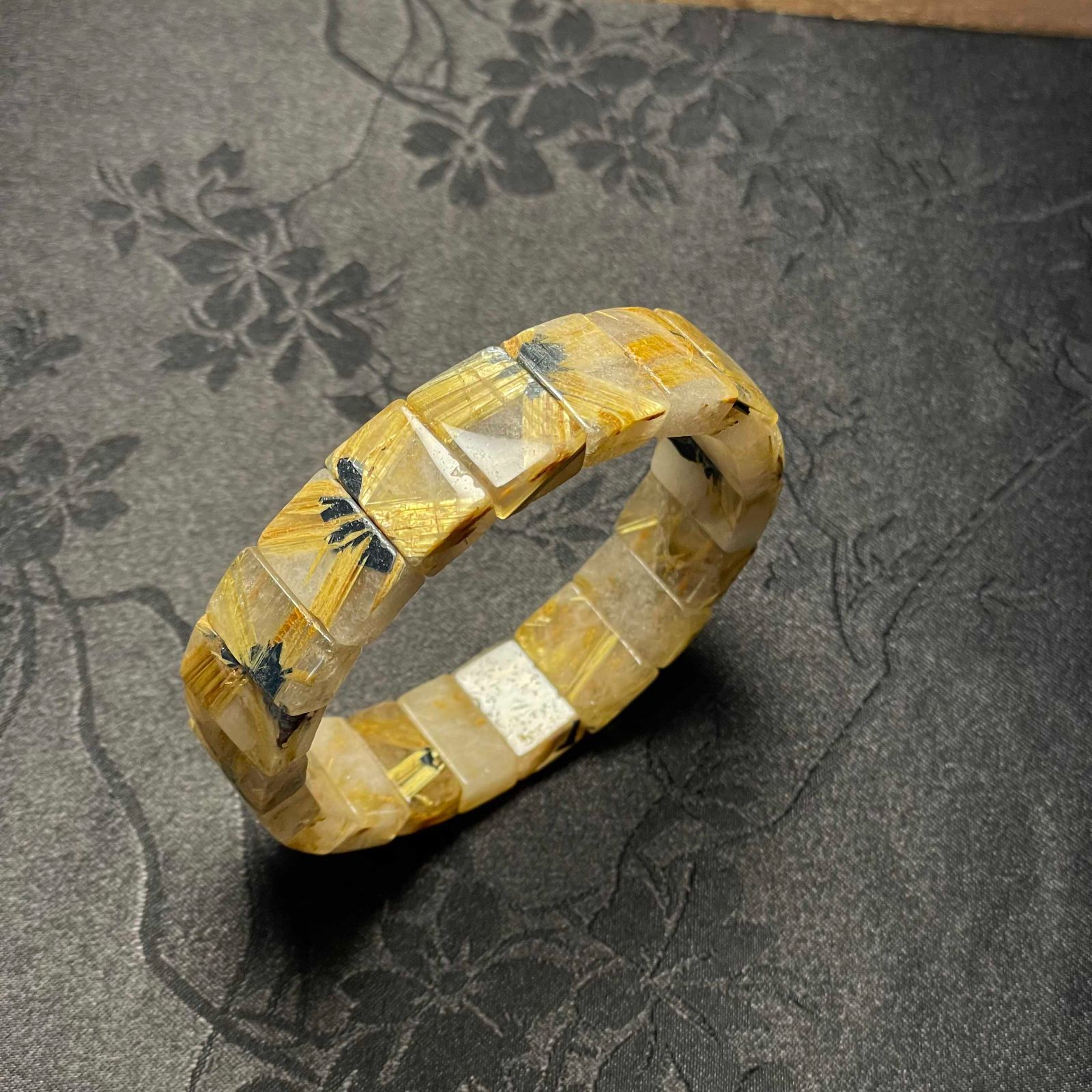 上品EU製 ☆太陽花タイチンルチルバングル☆黄金針水晶 ゴールド