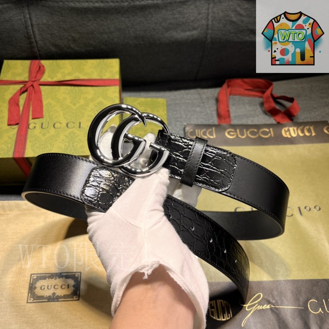 めいさん専用　GUCCI ブラックレザー ベルト 今日特価】GUCCI New Model ブラックレザーベルト with GG