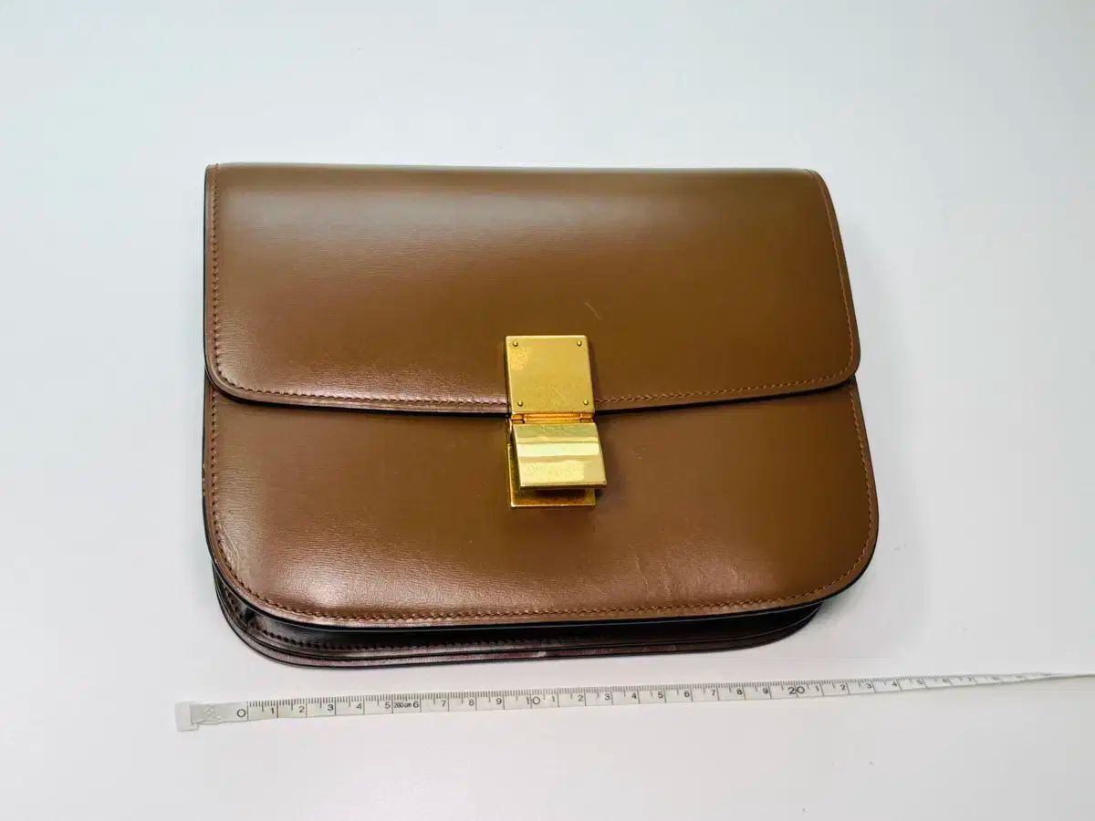 Celine セリーヌ