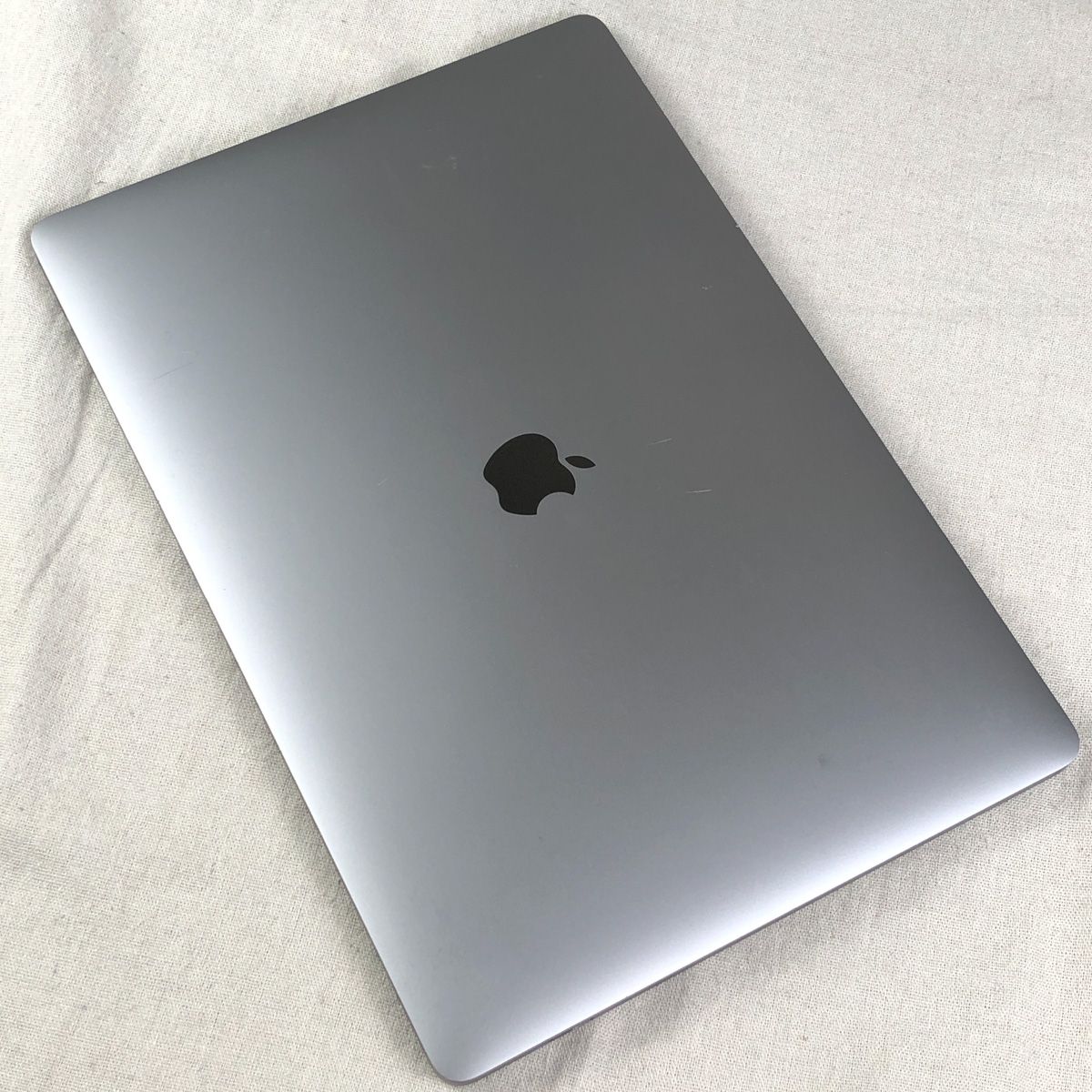 MacBook Pro 16