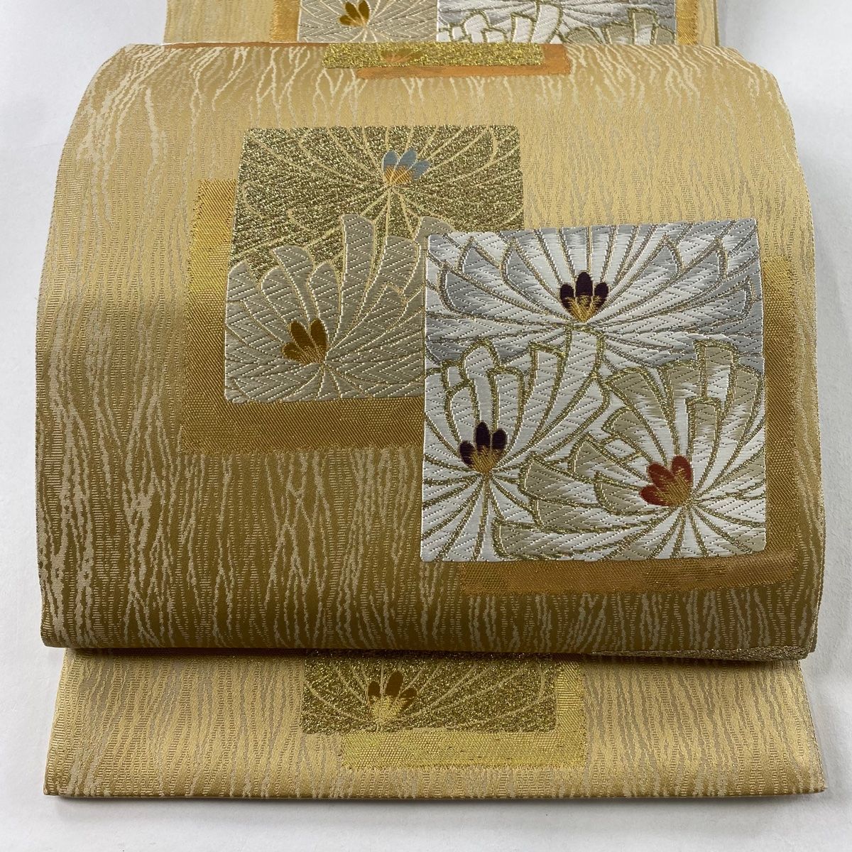 袋帯 名品 色紙 若松 刺繍 金銀糸 ベージュ 六通 正絹