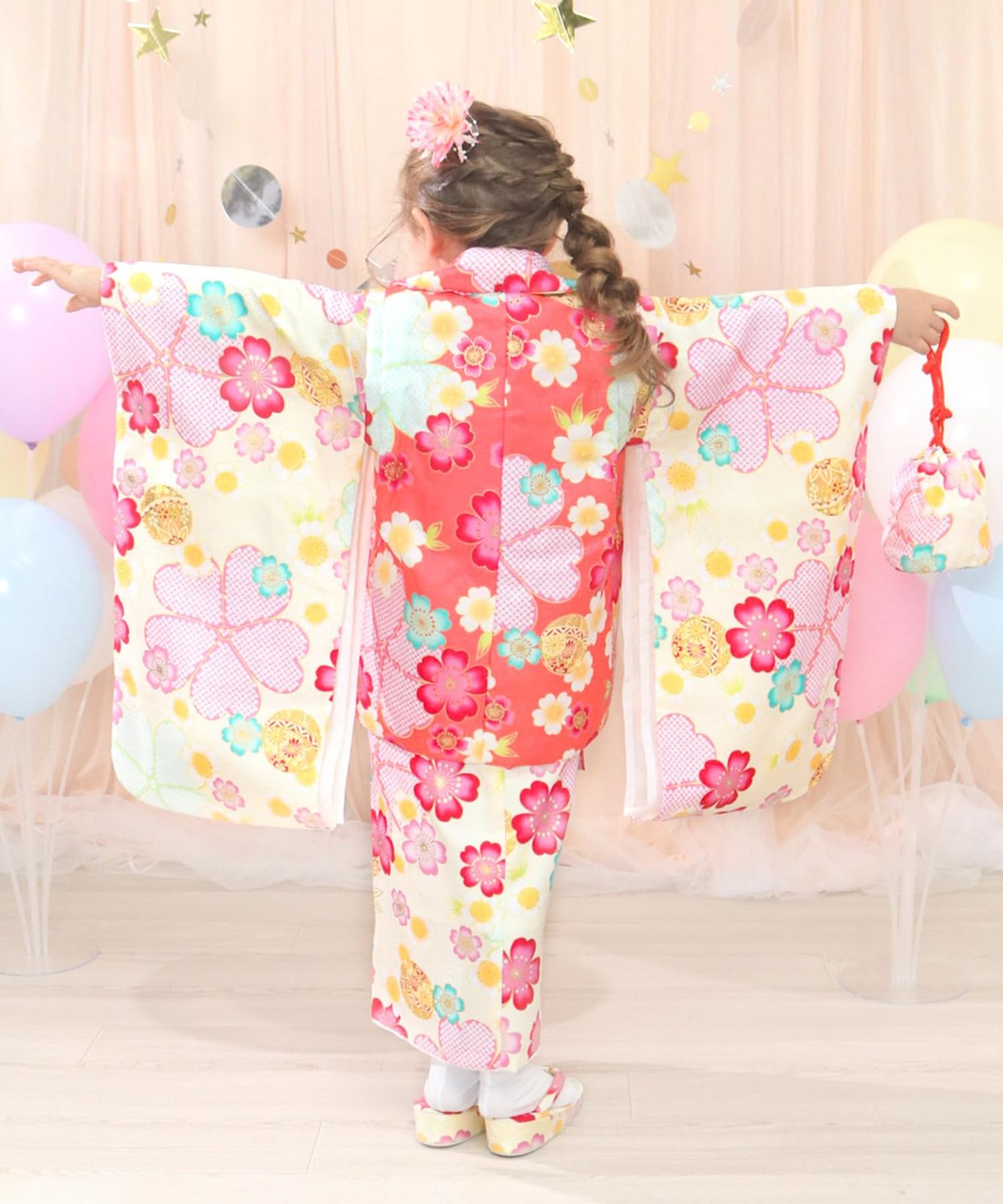 KYOETSU キョウエツ 着物セット 七五三用 3歳用 被布セット 華やかC 9点セット 柄被布 柄着物 伊達衿 長襦袢 髪飾り 巾着 草履 腰紐 足袋 ガールズ ワンサイズ 17.桜鞠の夢幻