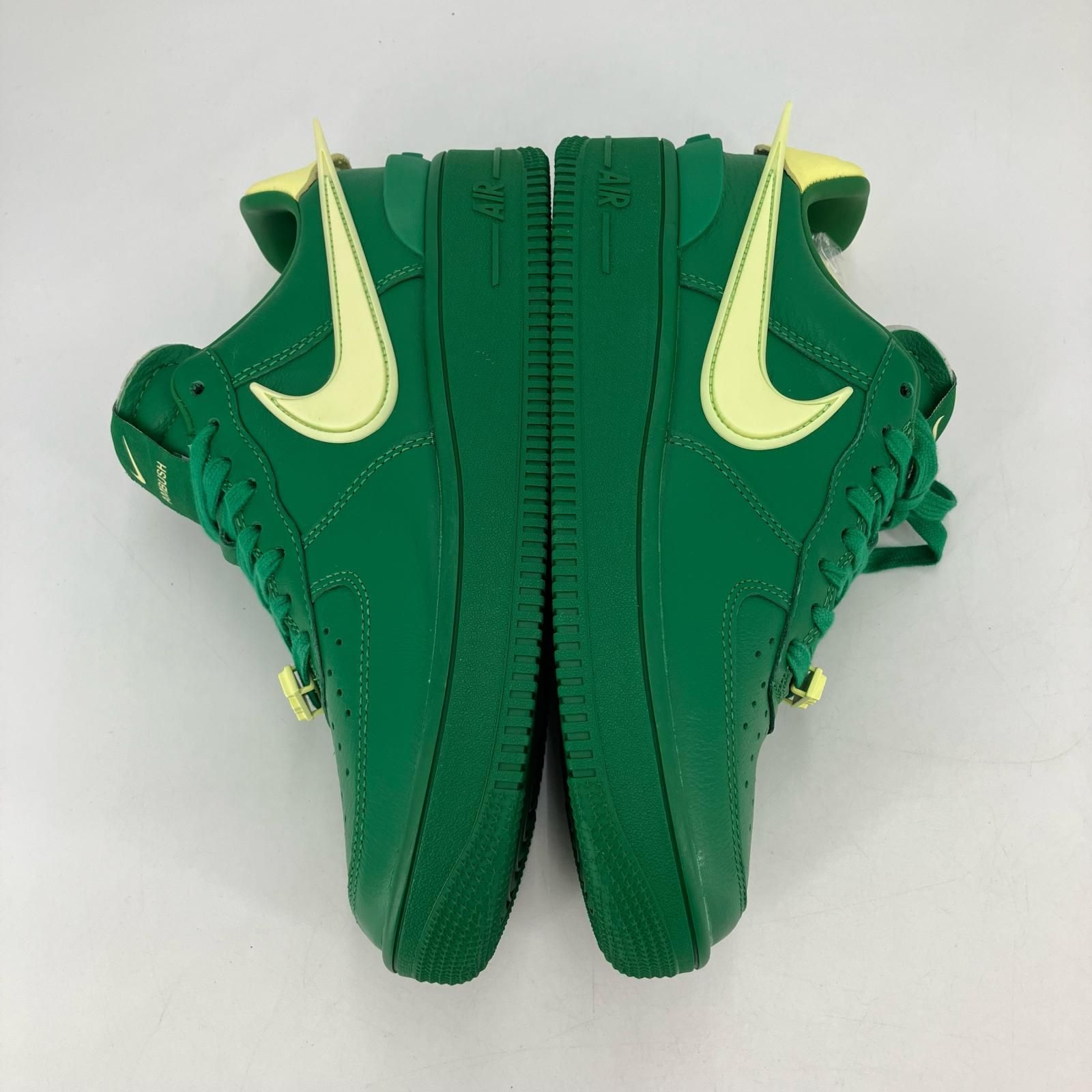 NIKE スニーカー　緑　ピンク　グリーン　30cm 中古 NIKE スニーカー 緑 ピンク グリーン 30cm 中古 - メルカリ