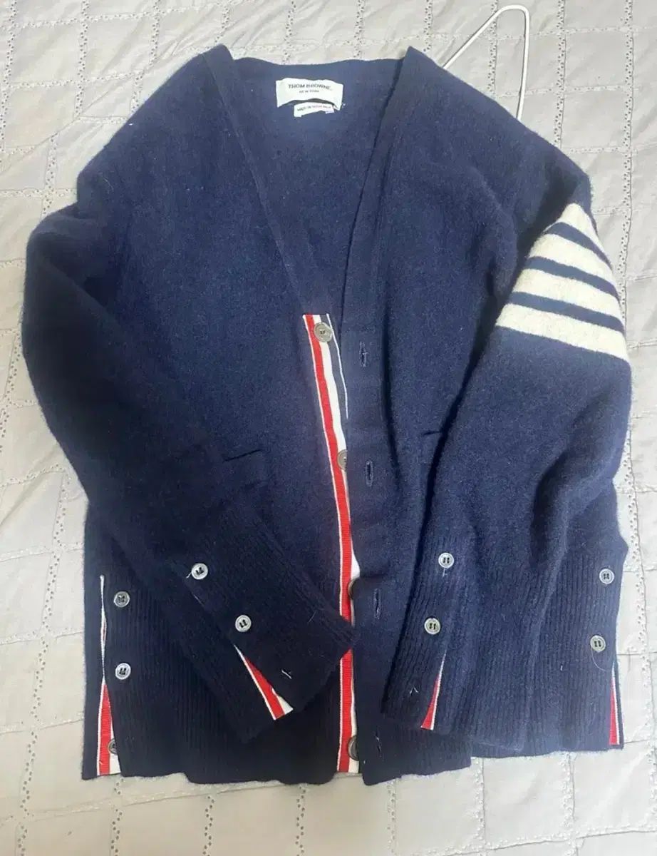 【訳あり】Thom Browne トムブラウン　カシミアカーディガン 楽天市場】【3%オフクーポン配布中】 THOM BROWNE トムブラウン