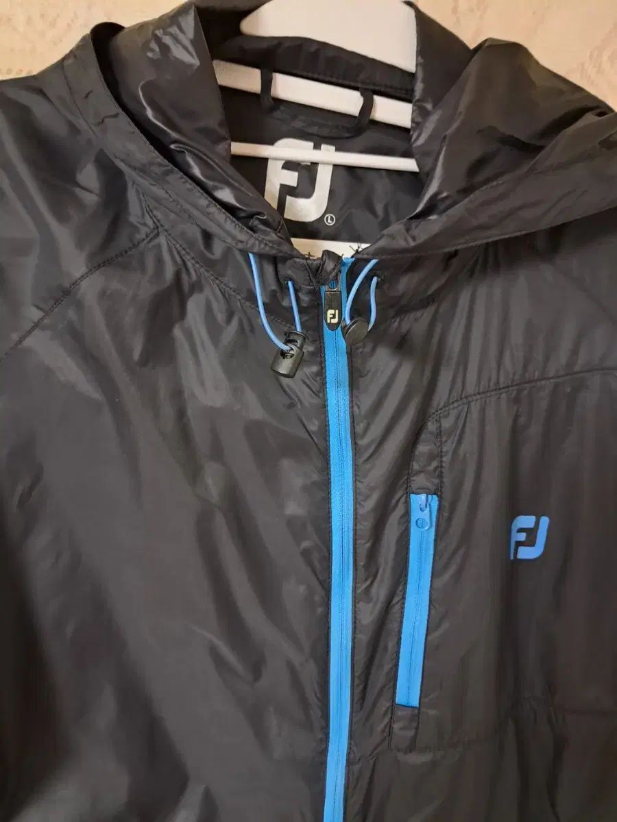 FootJoy フットジョイ ゴルフウェア メンズ 春 季節の変わり目 フード付きジャケット L