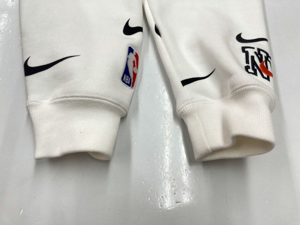 KITH KNICKS キス ニックス ロゴ パーカー 楽天市場】KITH NYC キス ニューヨークシティー パーカー サイズ