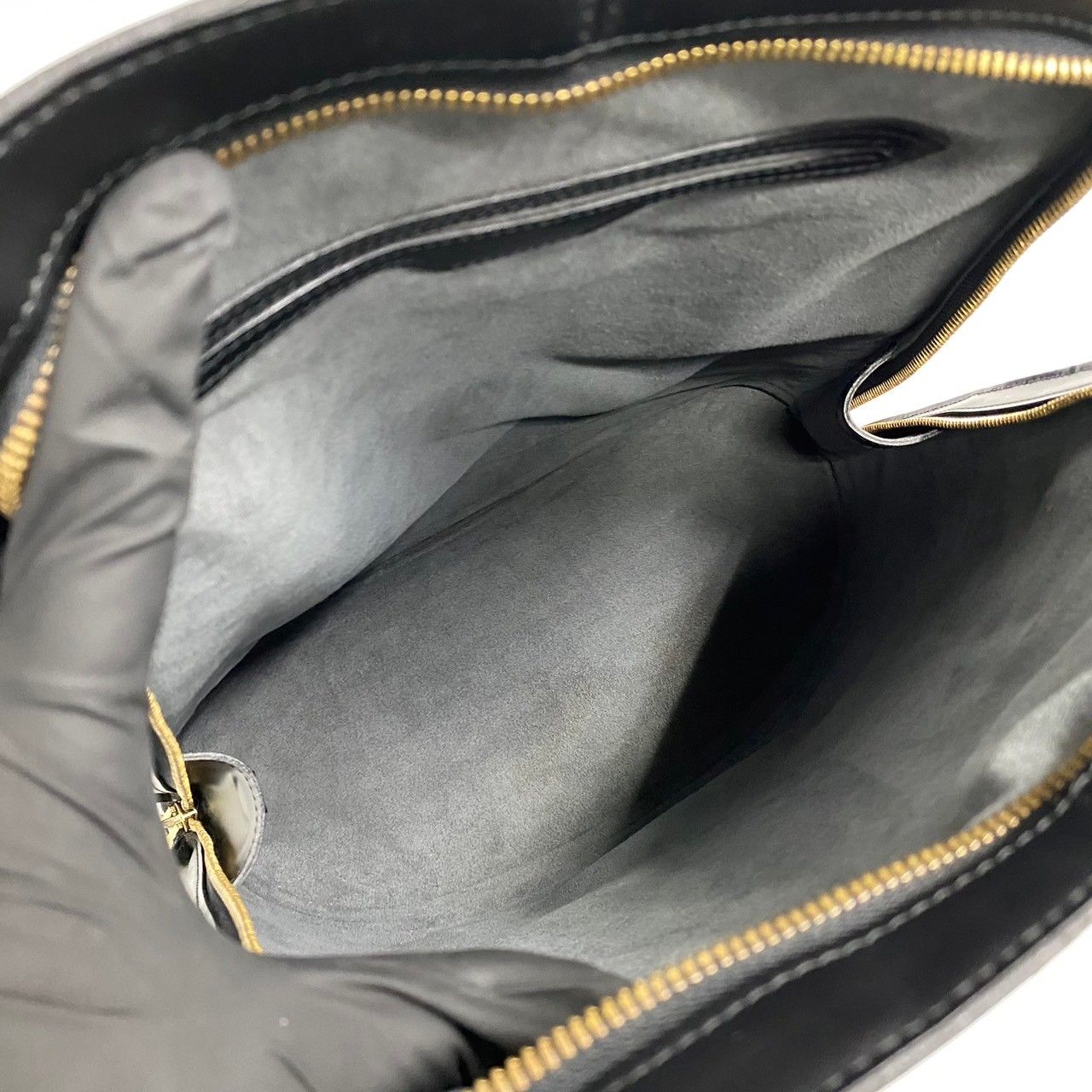 美品 ルイヴィトン エピ コブラン ノワール ブラック 黒 バックパック 極 美品 LOUIS VUITTON ルイヴィトン ヴィンテージ コブラン