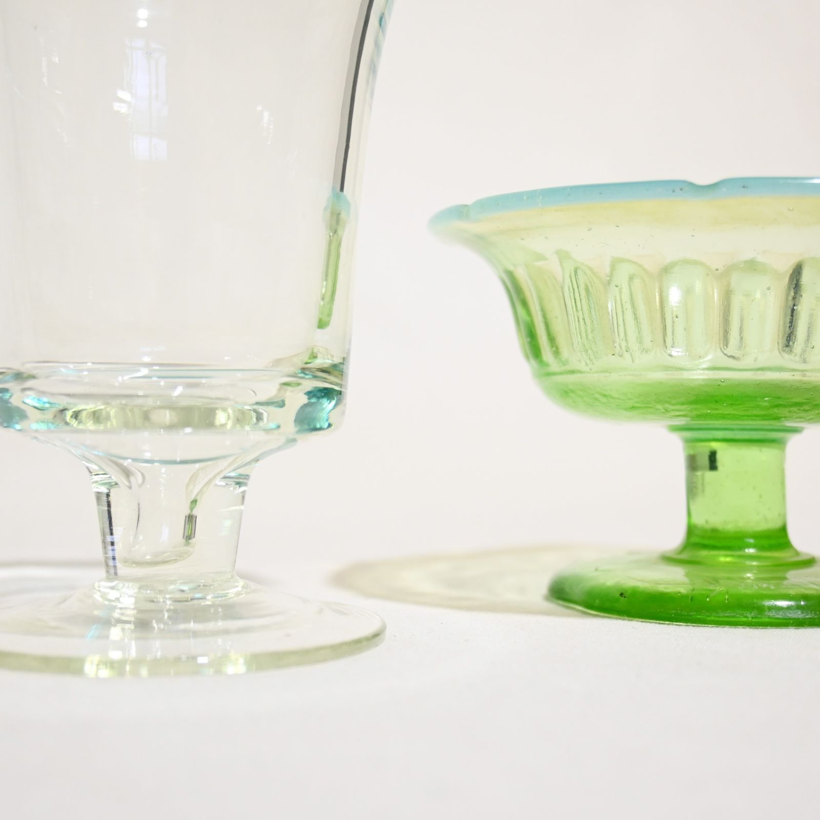 昭和レトロ【氷カップ】 乳白色のカップ５客セット 昭和レトロ プレスガラス 乳白氷コップ [AJ0961] アンティーク らしさ