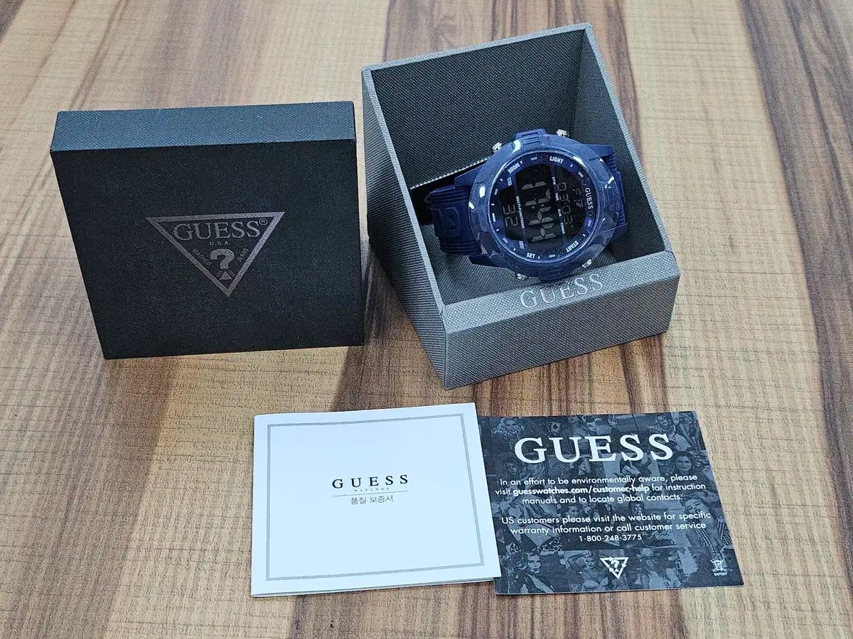 GUESS ゲス GUESS スポーツ 腕時計 ♥