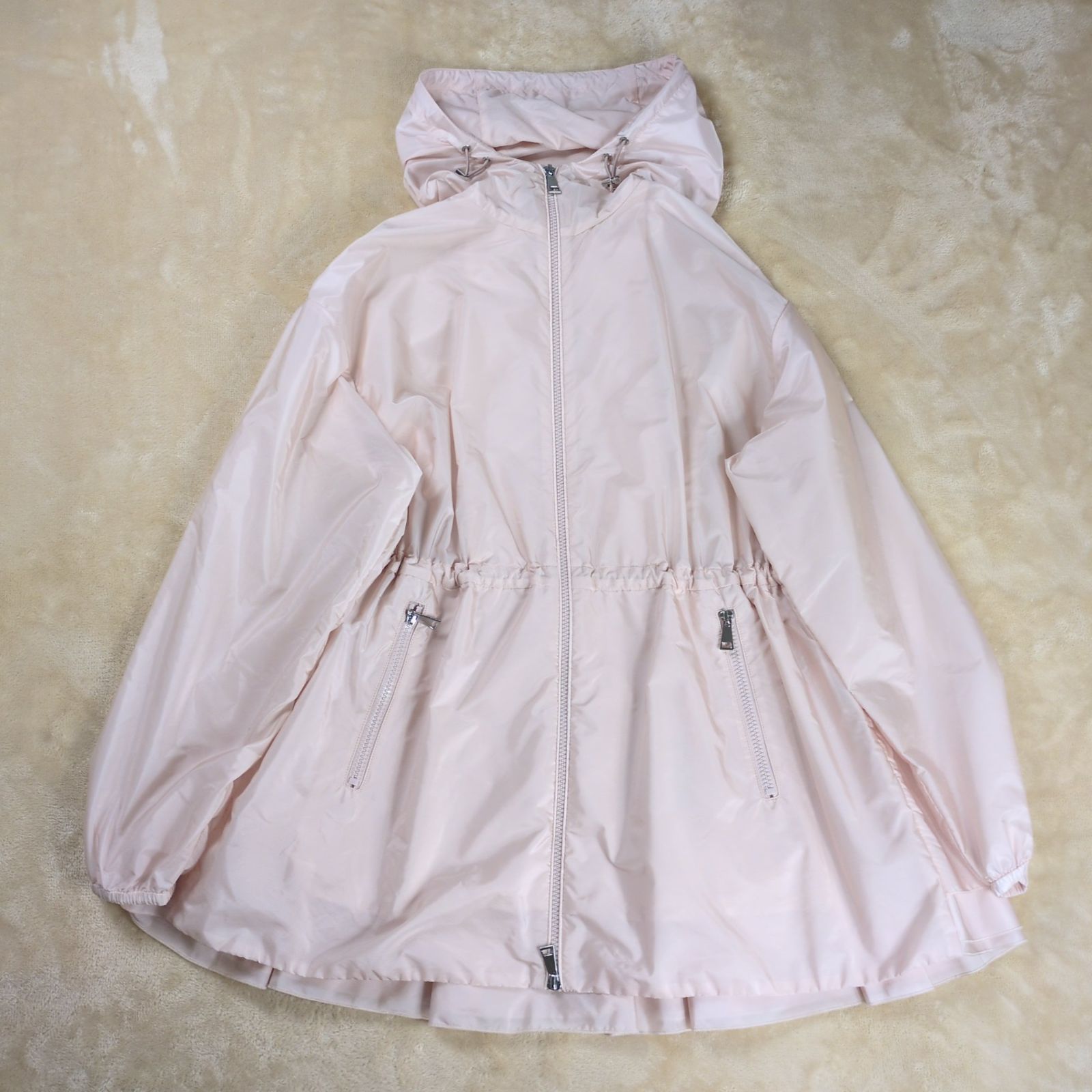 美品】MONCLER WETE GIUBBOTTO ギャザージャケット - メルカリ