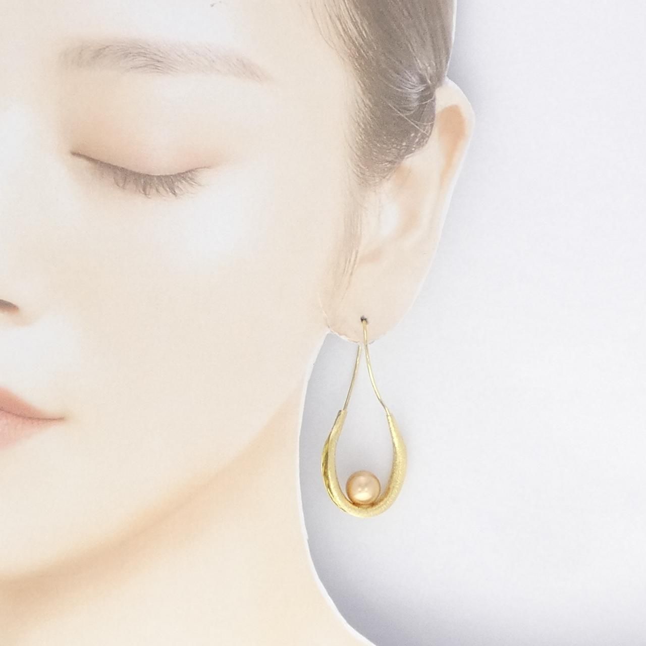 ピアス