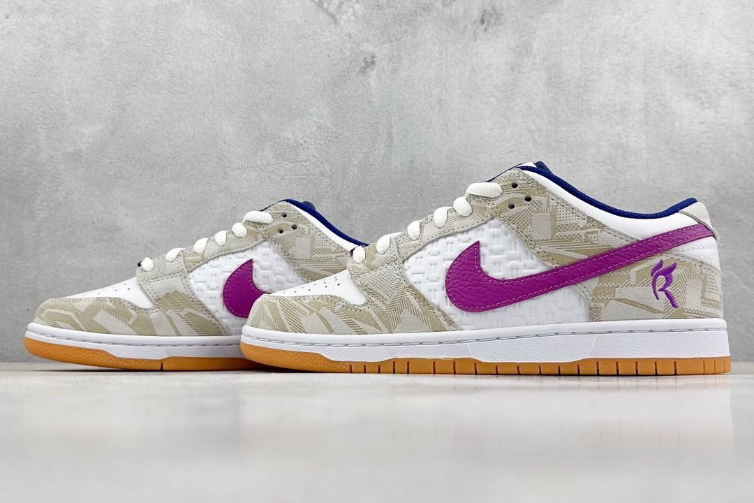 ✨極美品✨ ナイキ スニーカー Rayssa Leal✘Nike Dunk SB“Pure Platinum andVivd Purple” 男女兼用 並行輸入品