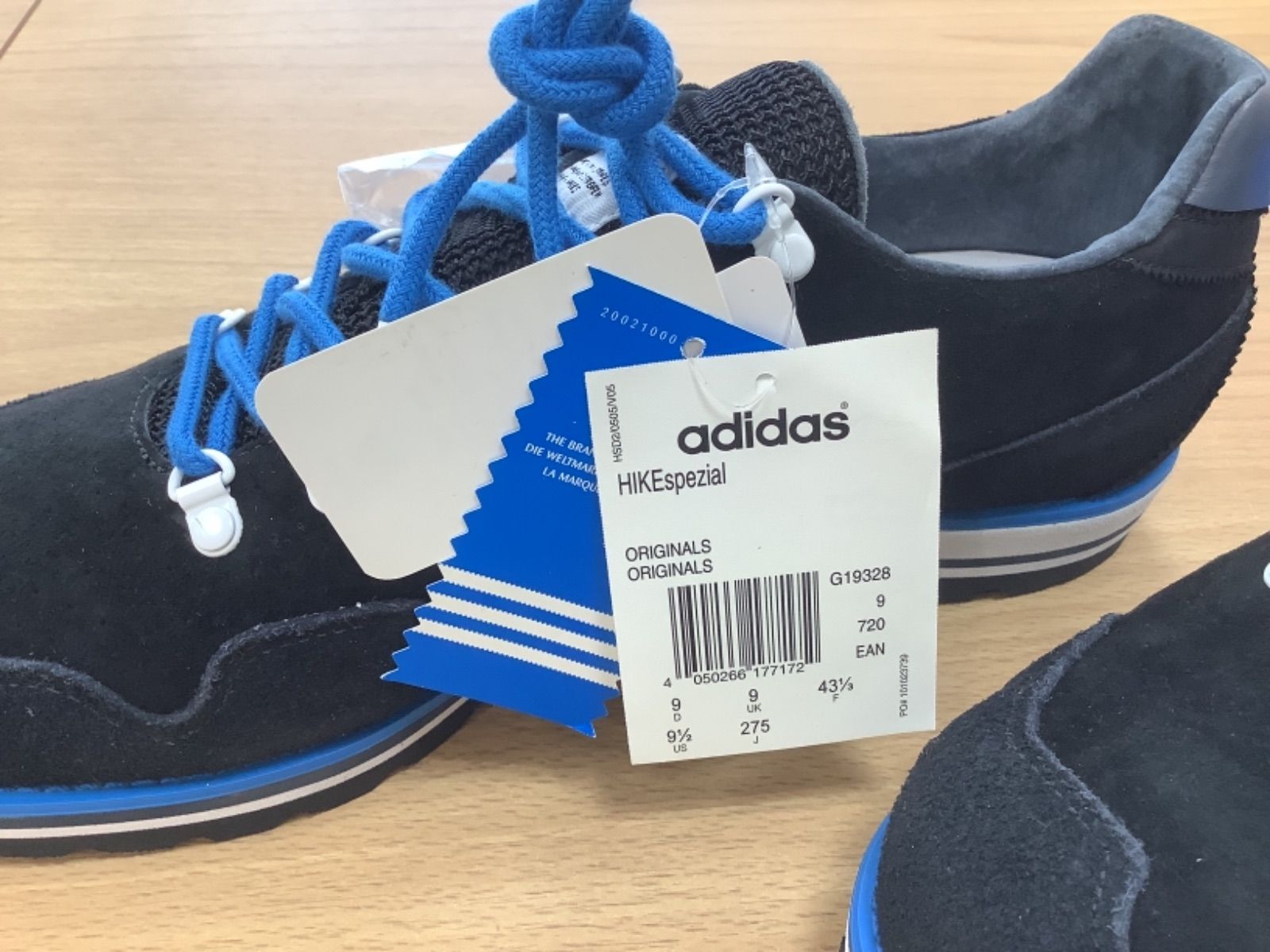 は D260 adidas HIKE spezial - メルカリ