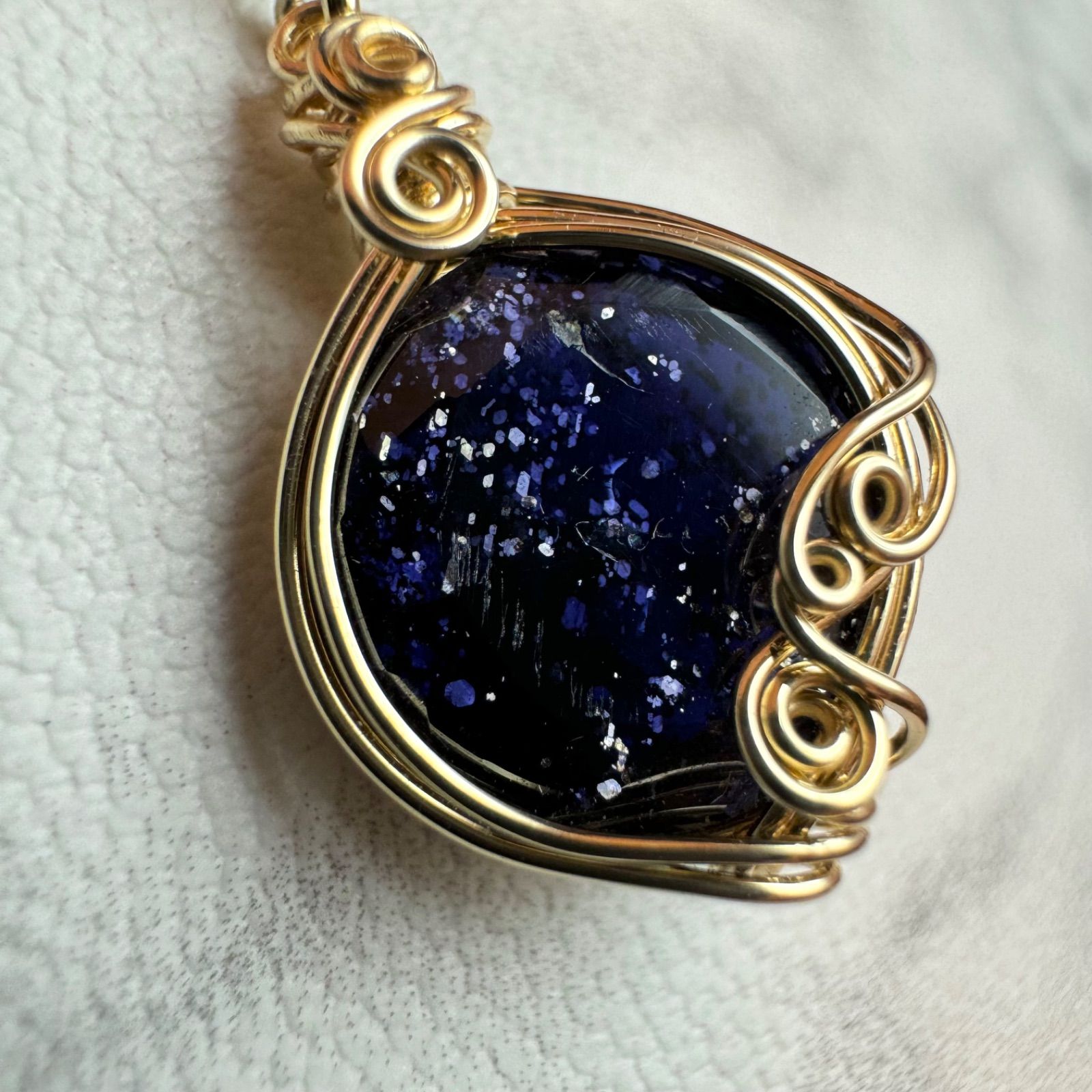 アイオライトサンストーン ショップ ペンダントトップ ペンダント