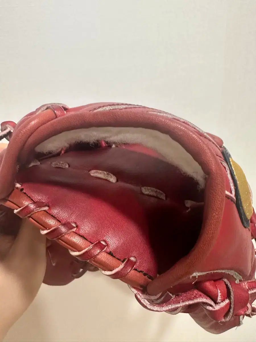 アシックス