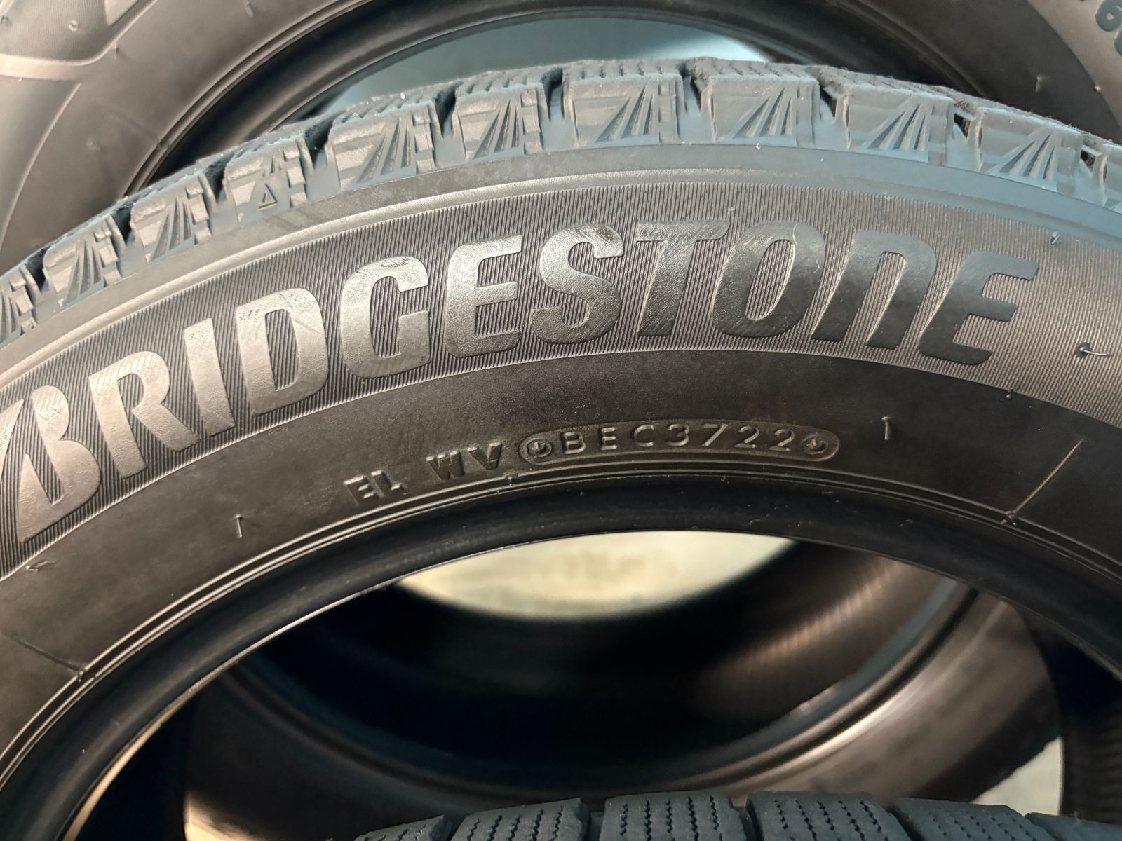 VRX3 スタッドレス