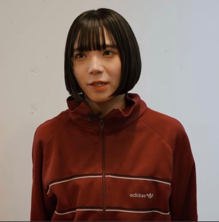 アユニ・D着用！　adidas トラックジャケット　ヴィンテージ　レッド アユニD着用同型‼️】】美品 adidasトラックジャケット Mエンジ
