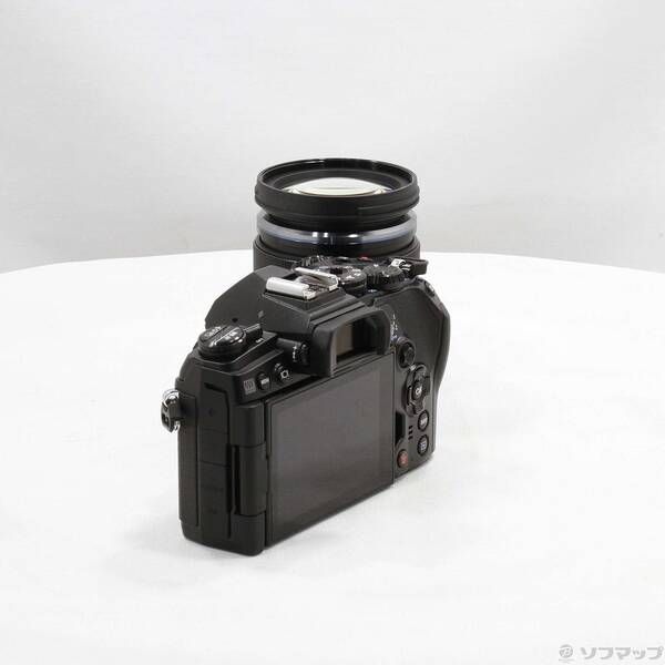 〔 品〕 OM D E M 1 Mark III 12 40 mm F 2 8 PROキット ブラック 262