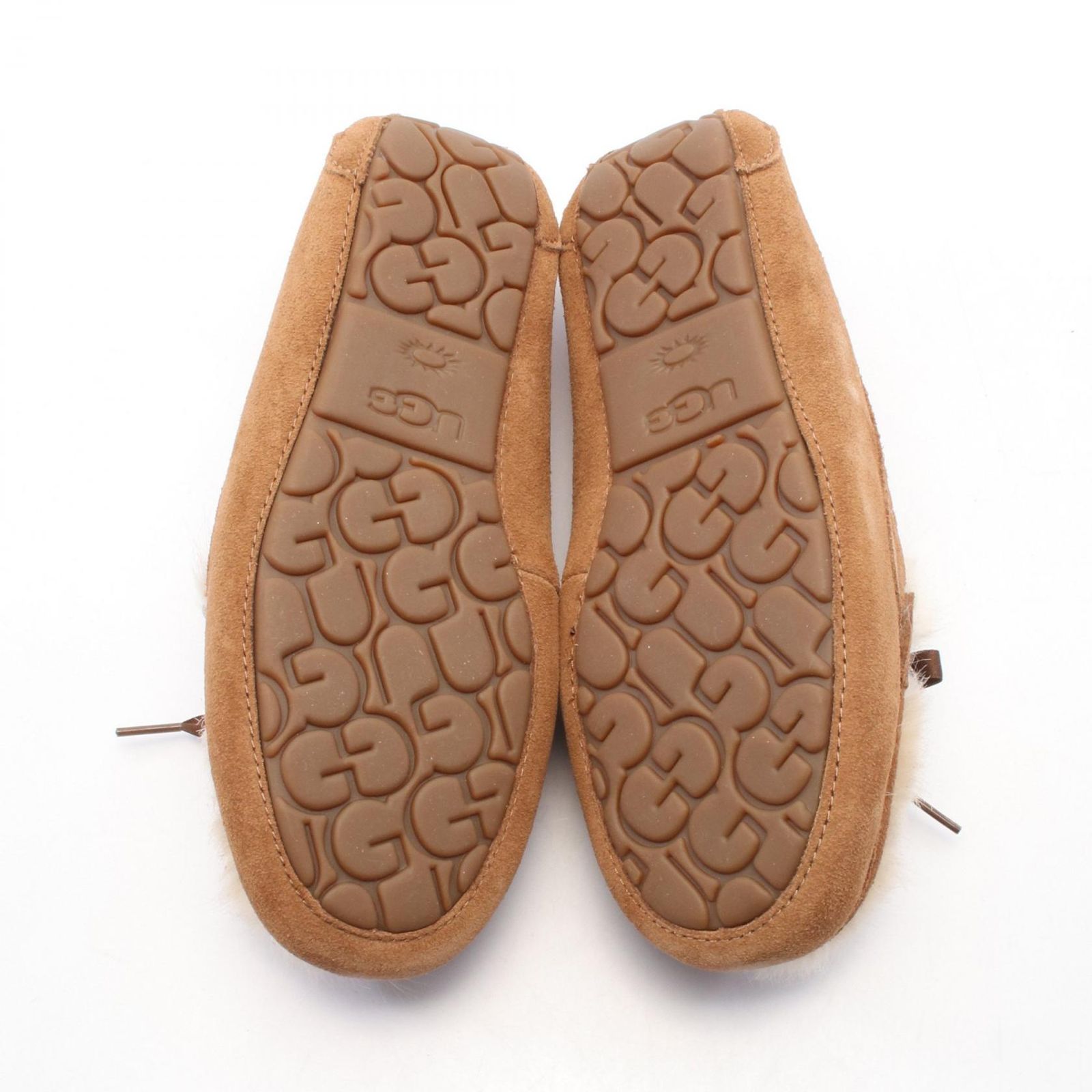 UGG アグ