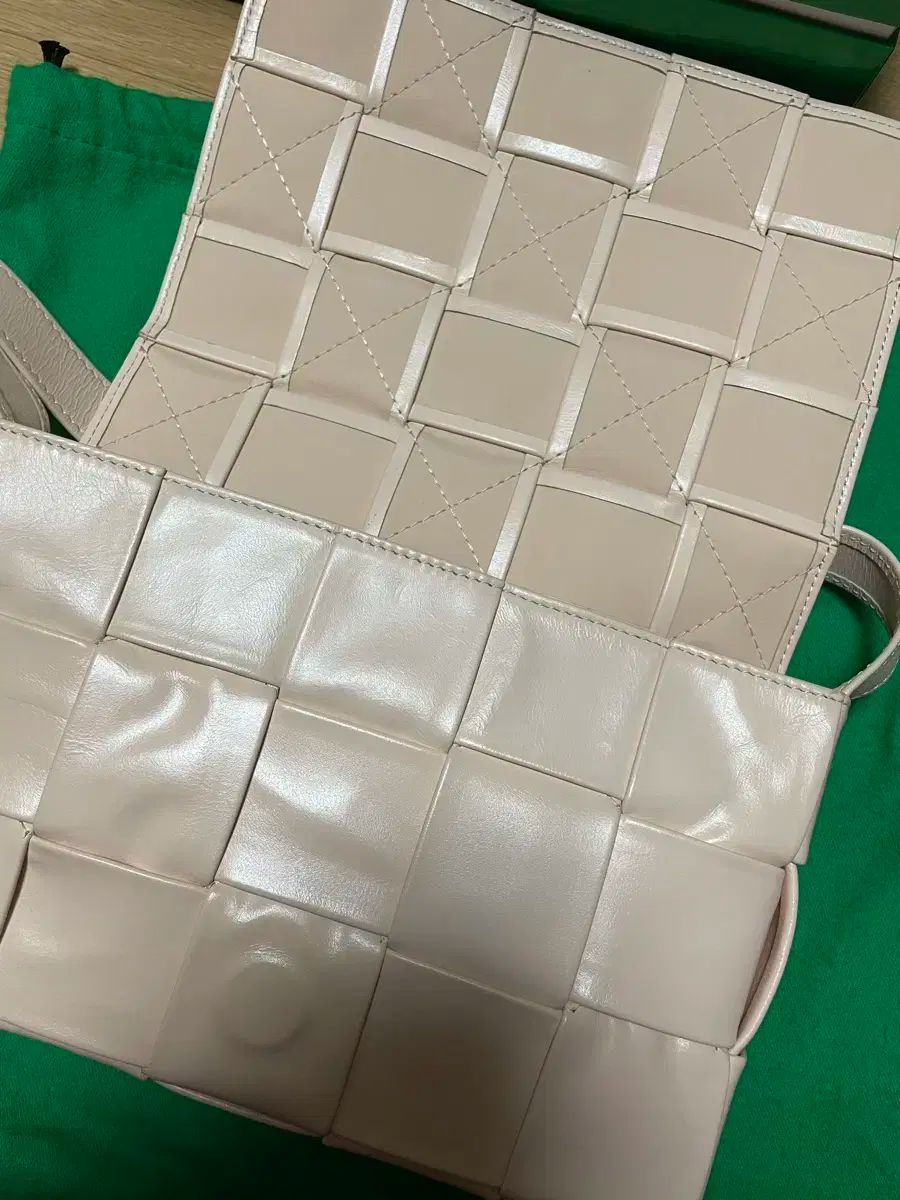 Bottega Veneta