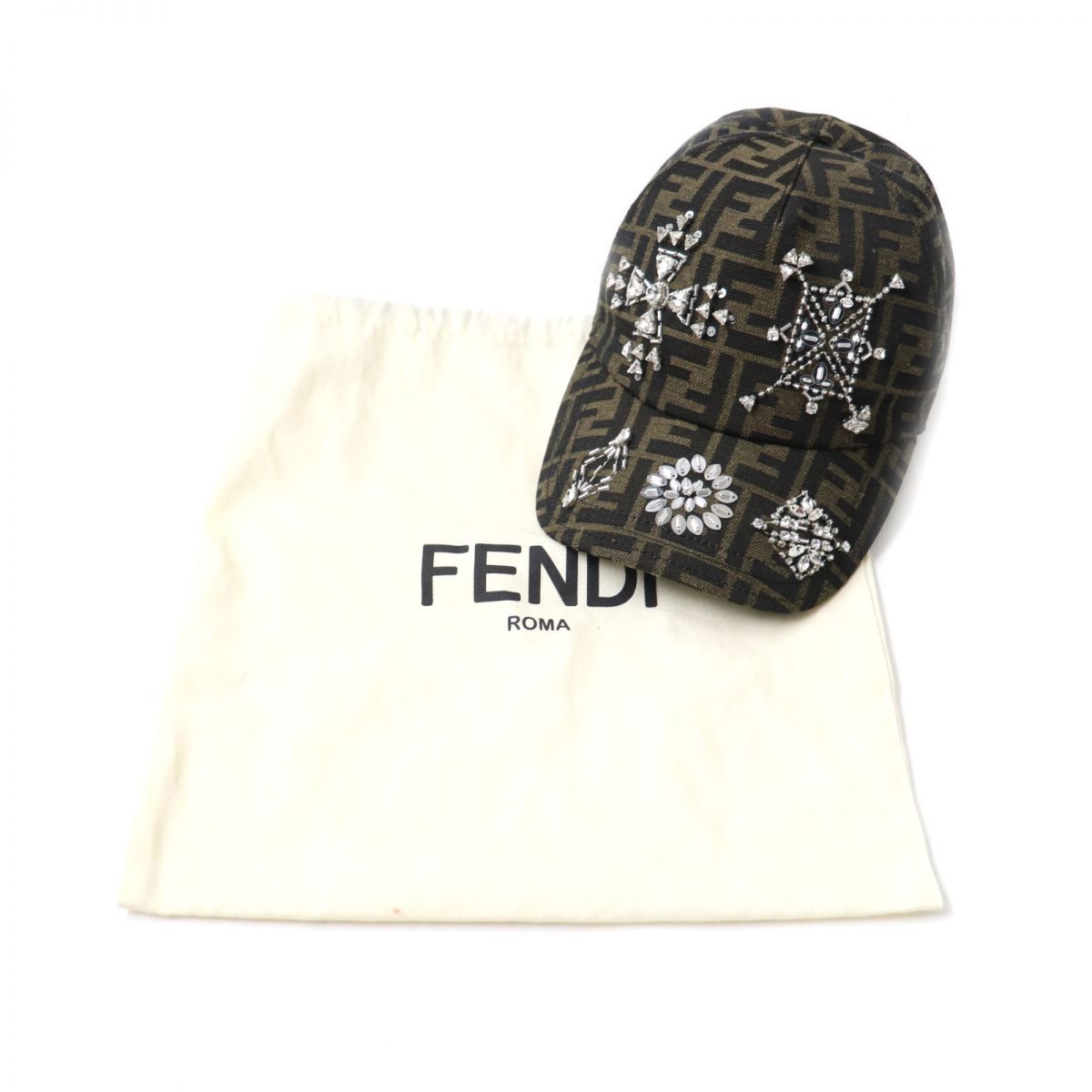 美品☆正規品 FENDI フェンディ ズッカ柄 スワロフスキー付き キャップ