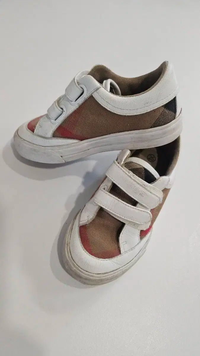 Burberry Kids バーバリーキッズ 25 スニーカー