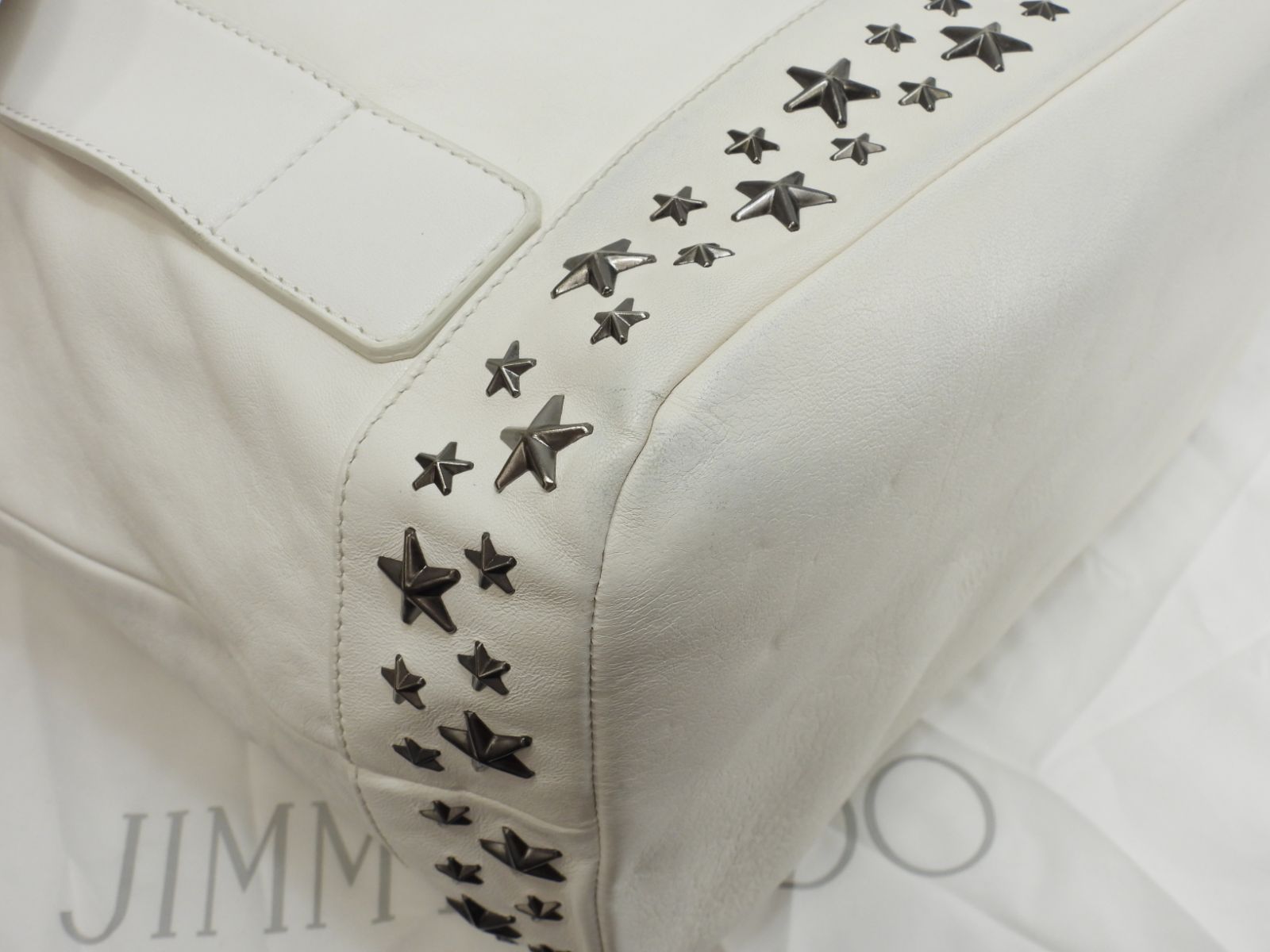 【良品✨】ジミーチュウ フィッツロイ バックパック レザー 星スタッズ 白 ジミーチュウ フィッツロイ 星スタッズ レザー白 バックパック