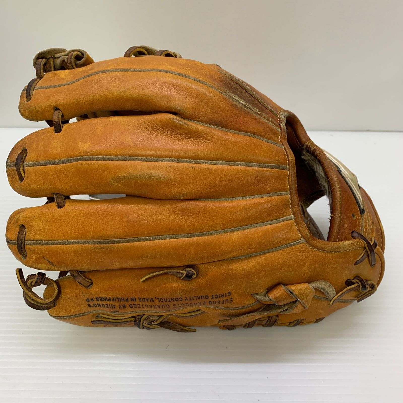 ミズノ グローバルエリートの軟式用グローブ中古 楽天市場】【型つけ無料】ミズノ グローバルエリート 軟式用 グローブ