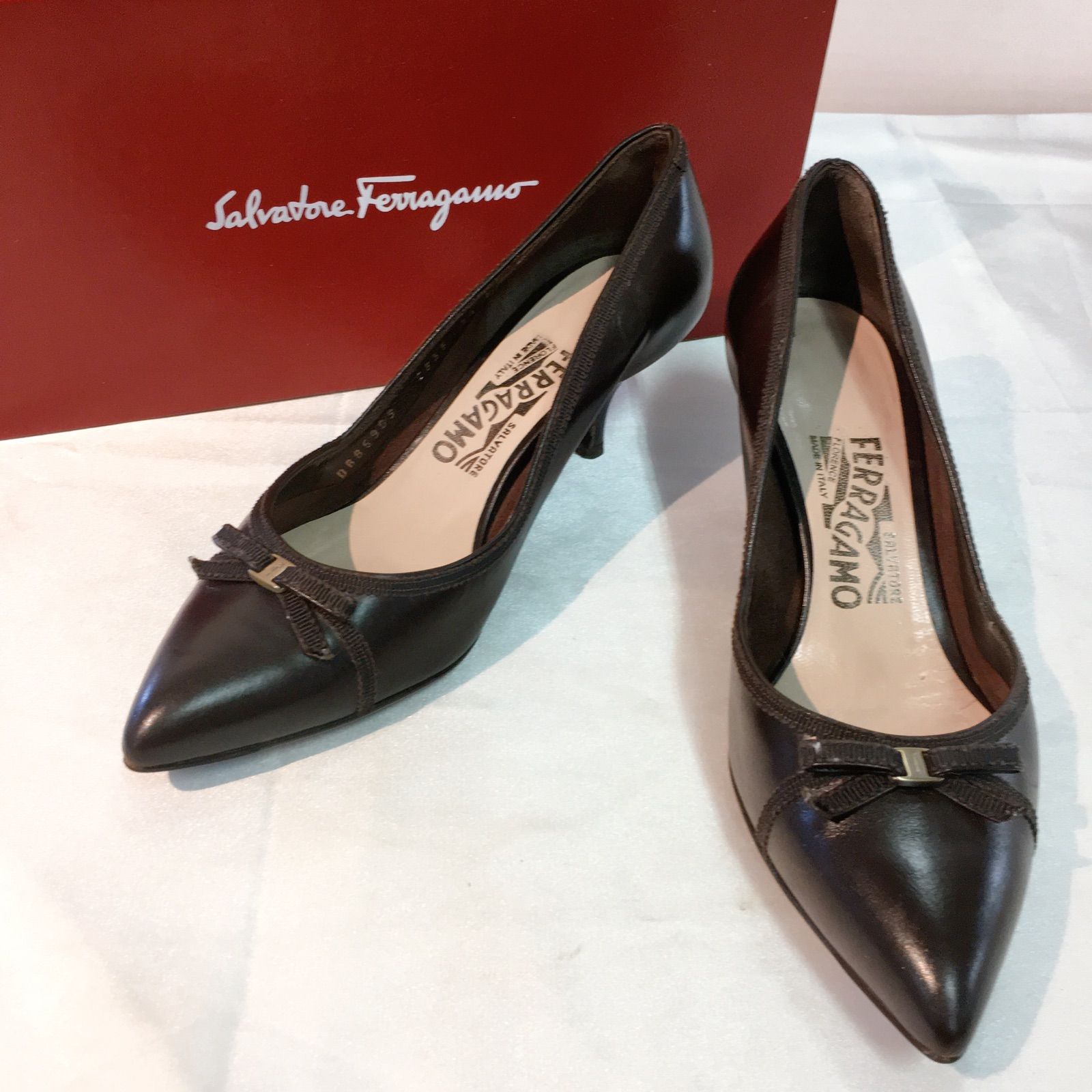 Salvatore Ferragamo パンプス ヒール 細リボン レディース 22.5cm