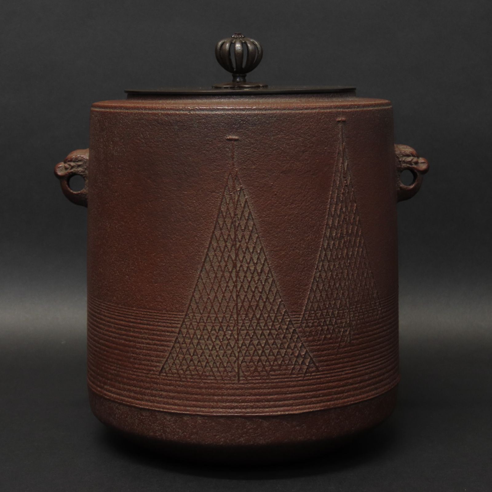 政所釜　菊地正直作 遠山釜 菊池正直作 - 茶道具 美術工芸品 販売と買取 壷中堂[こ