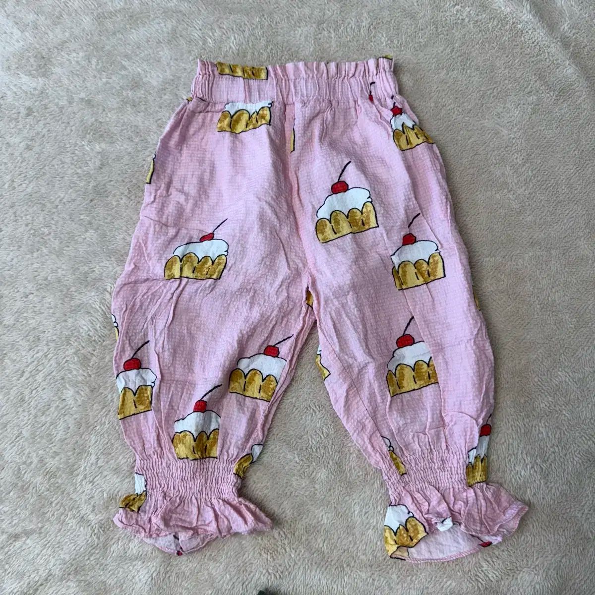 ベベベベ ケーキ ズボン xs