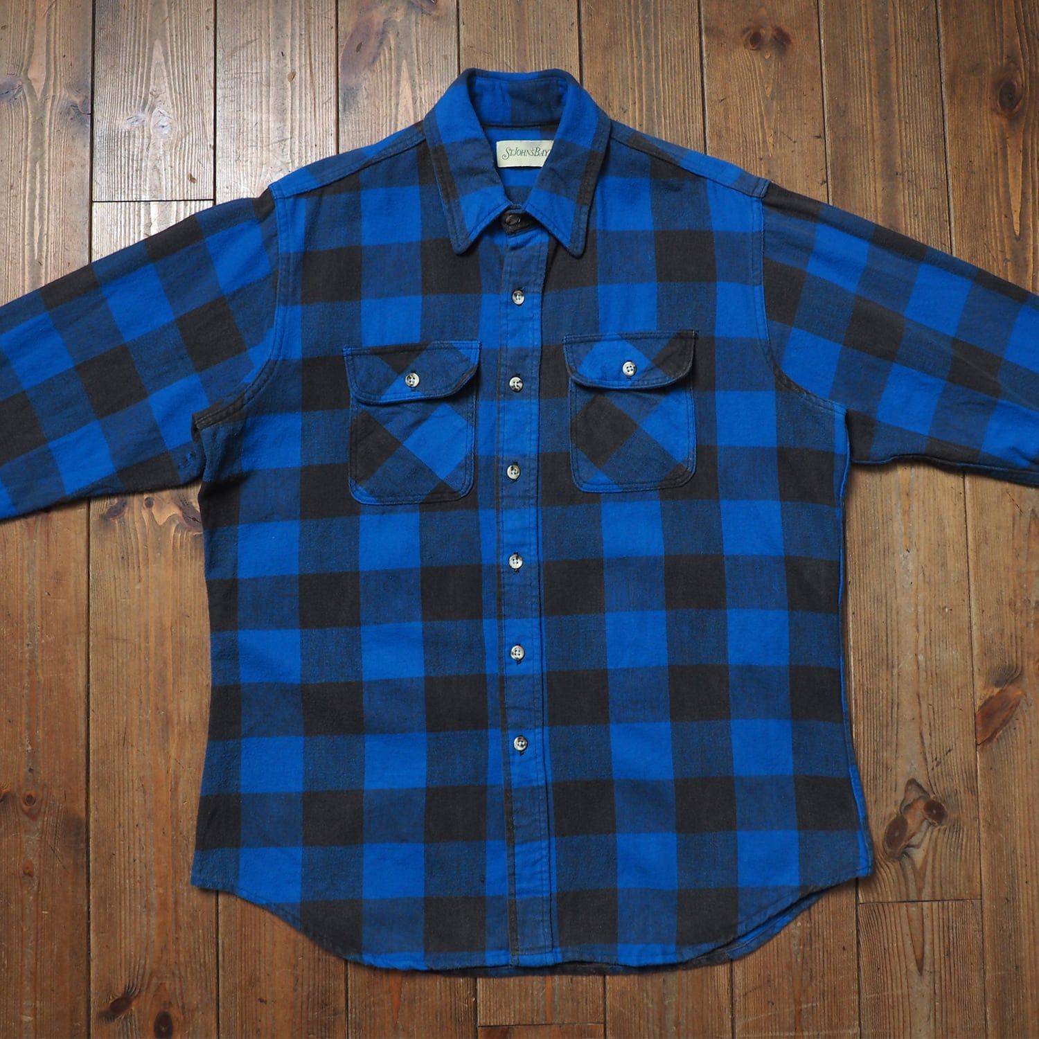 90s st john's bay ベビーネルシャツ St.John's Bay 90s ヘビー ネルシャツ 革タグ チェック L - メルカリ