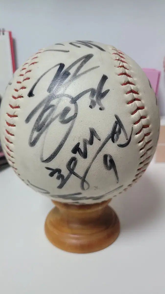 ハンファ イーグルス 大型ボール サイン入りボール