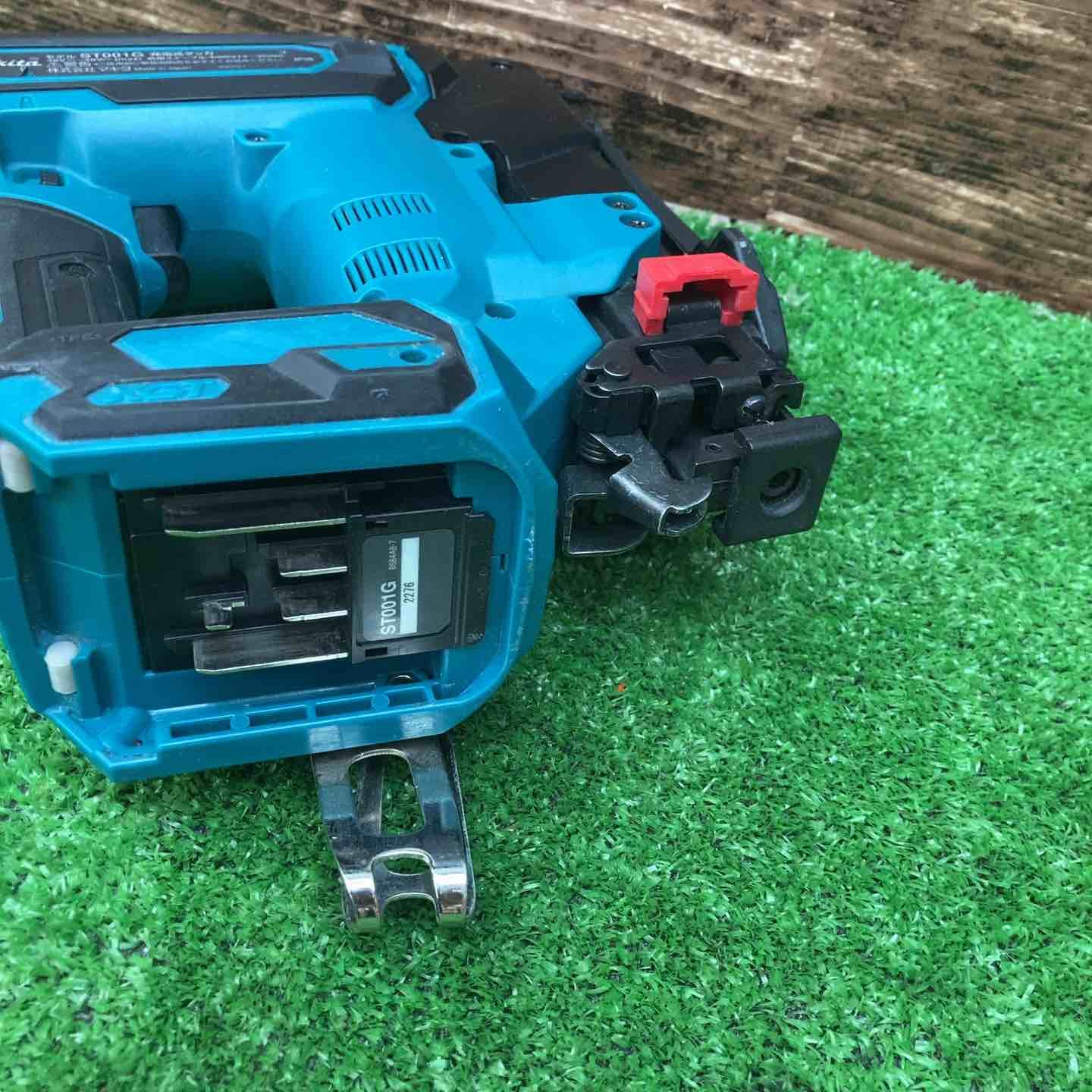 makita コードレスタッカー