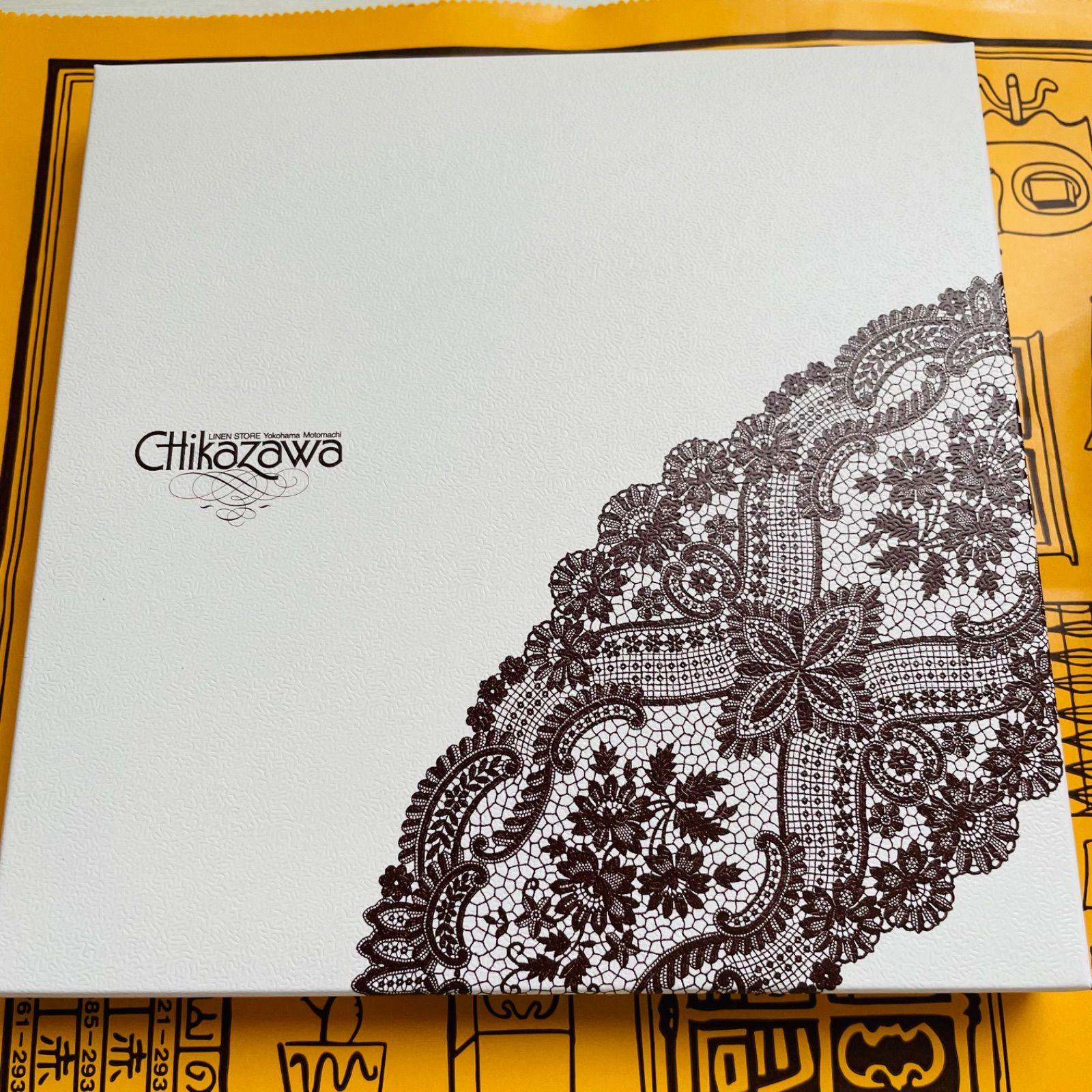 福砂屋 近沢レース店 コラボハンカチ カステラ たまごの黄色＆福砂屋オリジナルデザインシュパットコンパクトバッグ