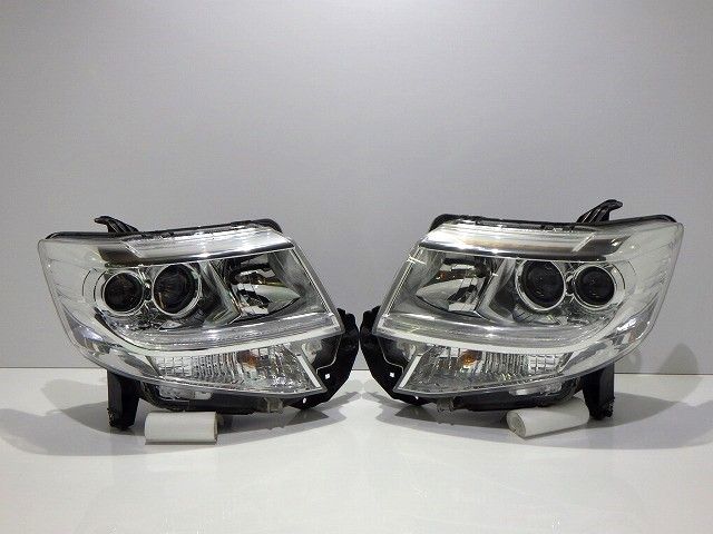比較的 コーティング加工済 LA600S LA610S タントカスタム ヘッドライト左右 LED 100-51392 11 CPU付 250418031