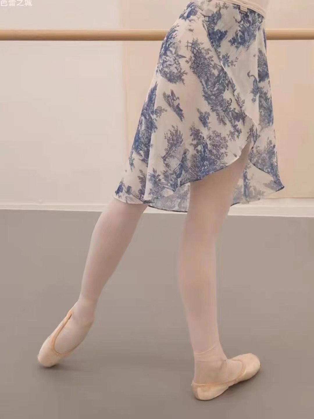 韓国Slownov バレエ パンツ 新品未使用Sサイズ - ダンス