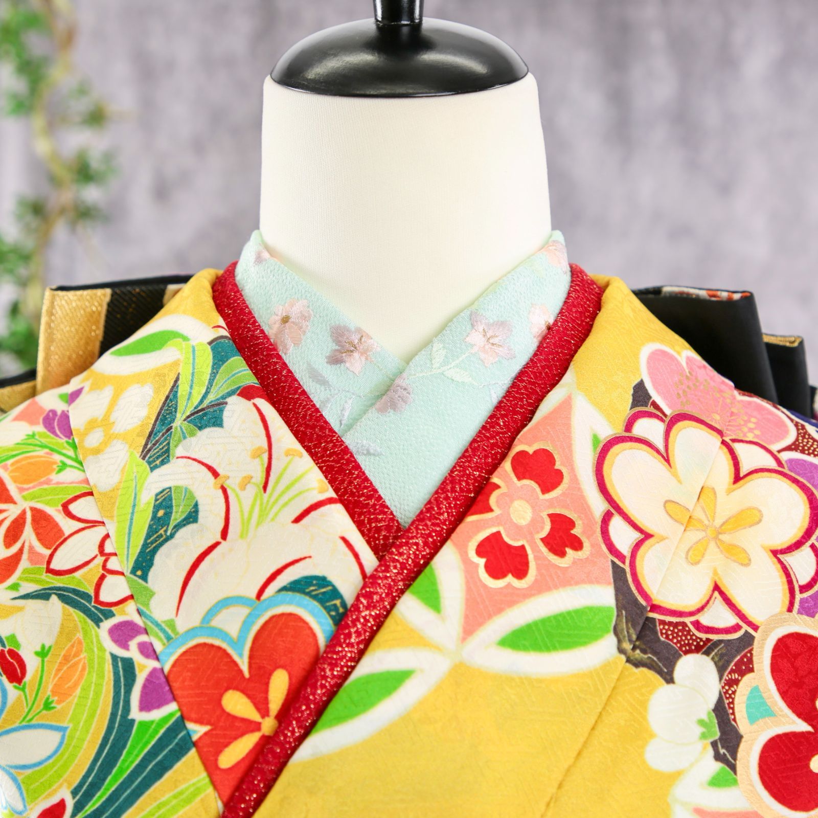 振袖フルセット 振袖セット 振袖 Mサイズ 中古 黄×モダン 美品 成人式 
