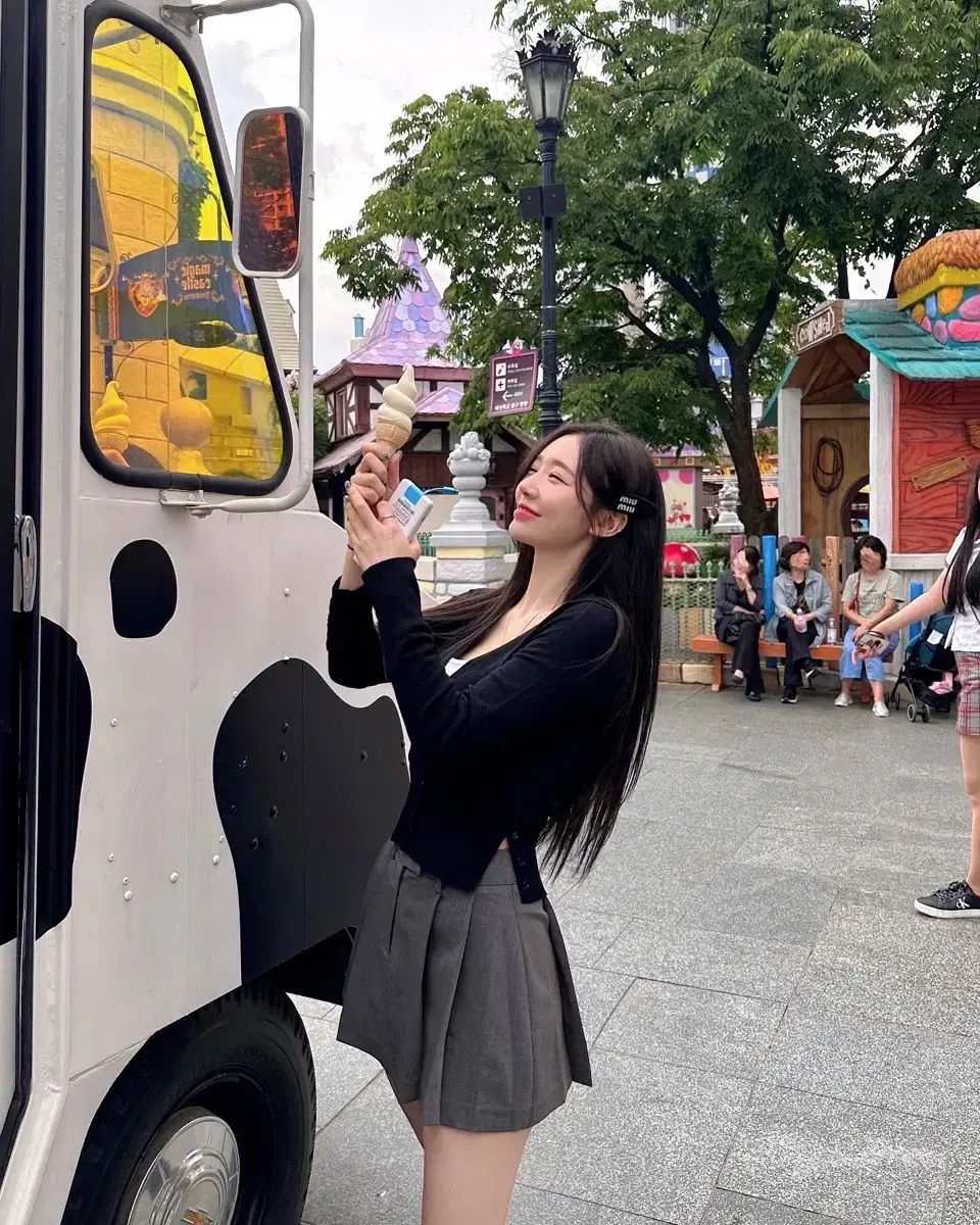 スカパン グレー