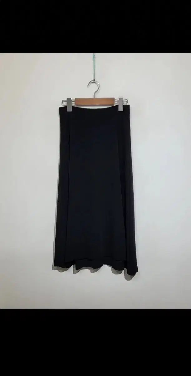 26 MAX MARA マックスマーラ スカート ブラック 無地 スカート 正規品