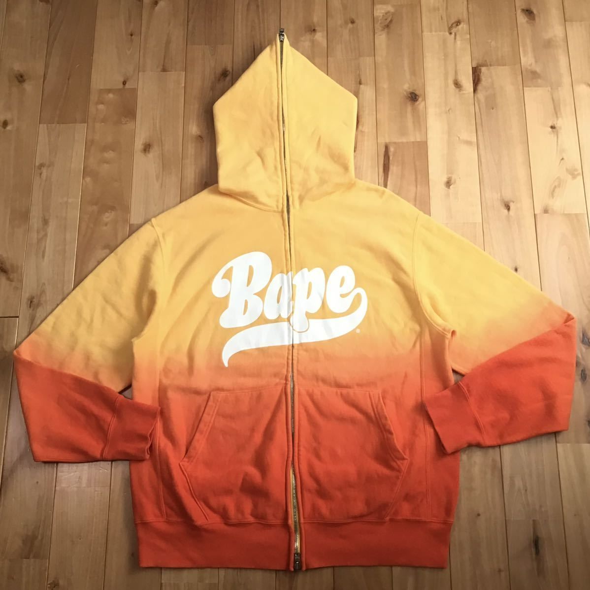 グラデーション BAPE logo フルジップ パーカー Mサイズ a bathing ape BAPE full zip hoodie エイプ  ベイプ アベイシングエイプNIGO