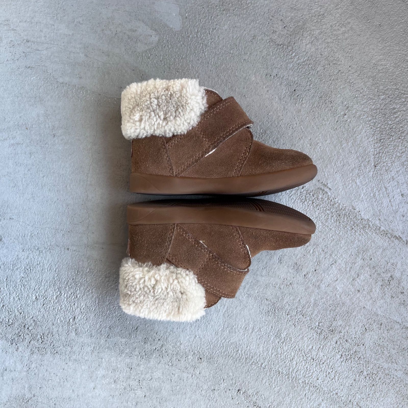 UGG Kids アグ キッズ トドラー Nolen ノーレン ムートン ブーツ