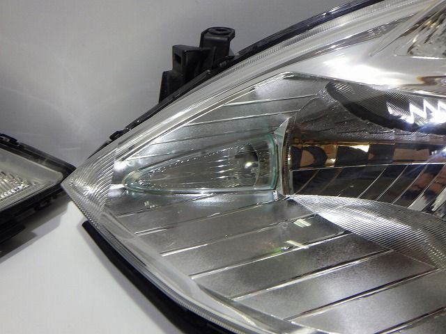 ティーダ ヘッドライト左右 ハロゲン C11 NC11 後期 レベ付 P7779 N コーティング 26015 26060-1JY0A 251003060