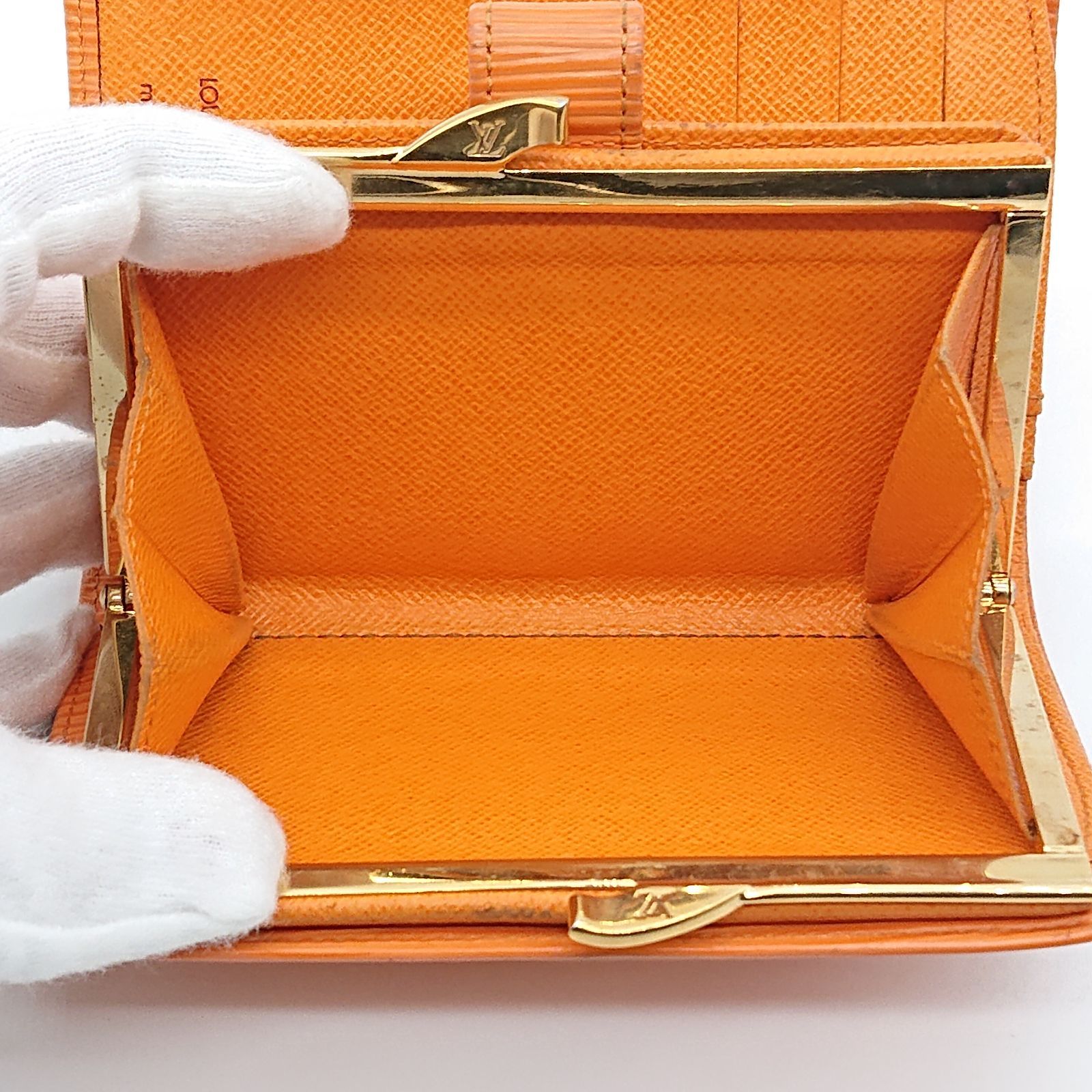 【美品】ルイヴィトン エピ ポルトフォイユ ヴィエノワ がま口 財布 レッド 赤 楽天市場】【財布】LOUIS VUITTON ルイ ヴィトン エピ