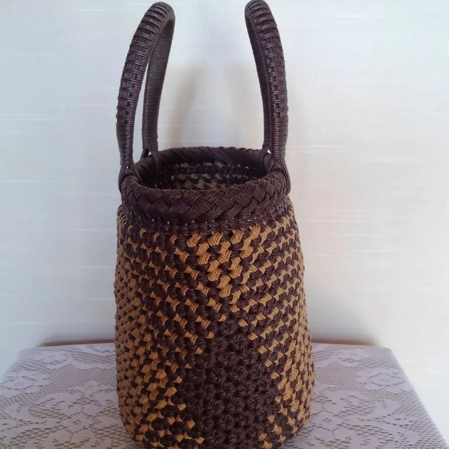 yori ラメクローバーパフブラウス ブラック×イエロー 38 yori ラメ