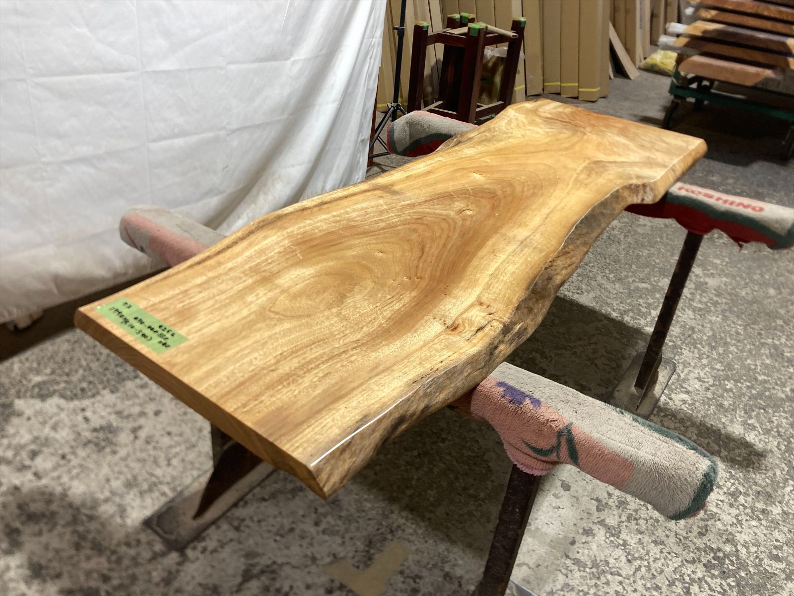 クスノキ 一枚板 センターテーブル ローテーブル クスノキ 一枚板 センターテーブル ローテーブル 一枚板テーブル