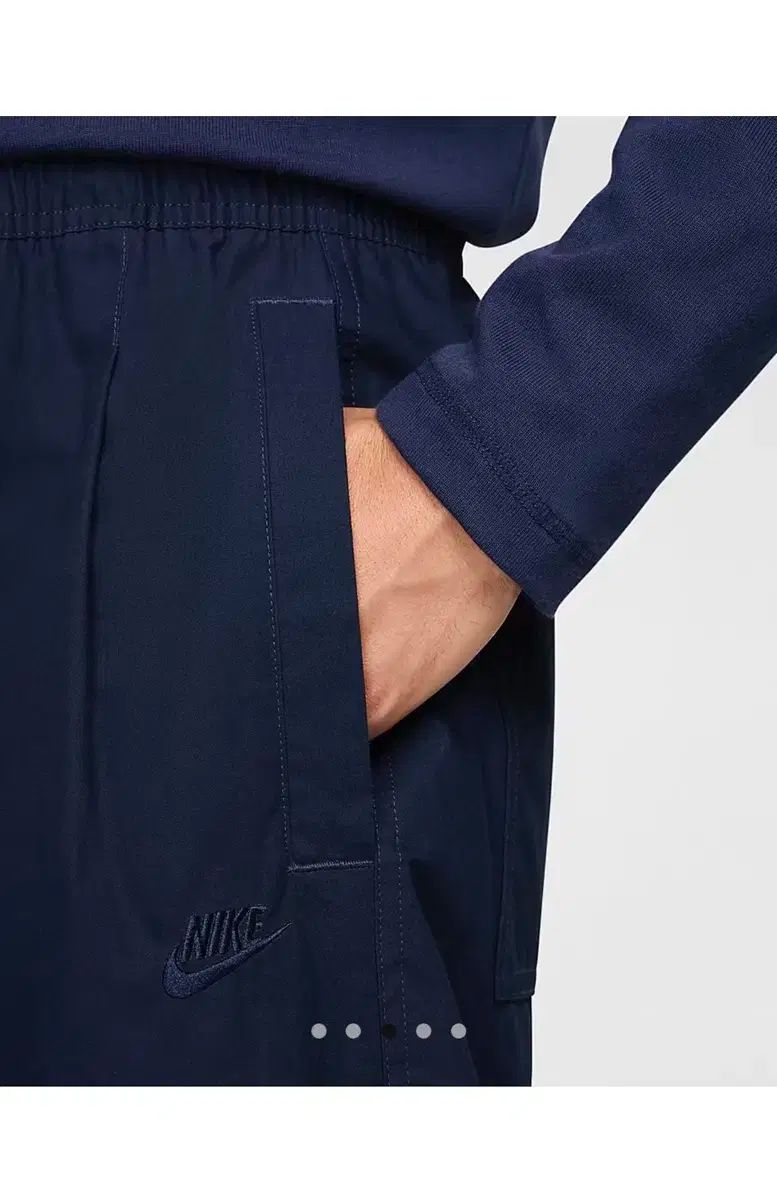 新品 Nike(ナイキ） クラブ バルーン ワイド パンツ ( L サイズ