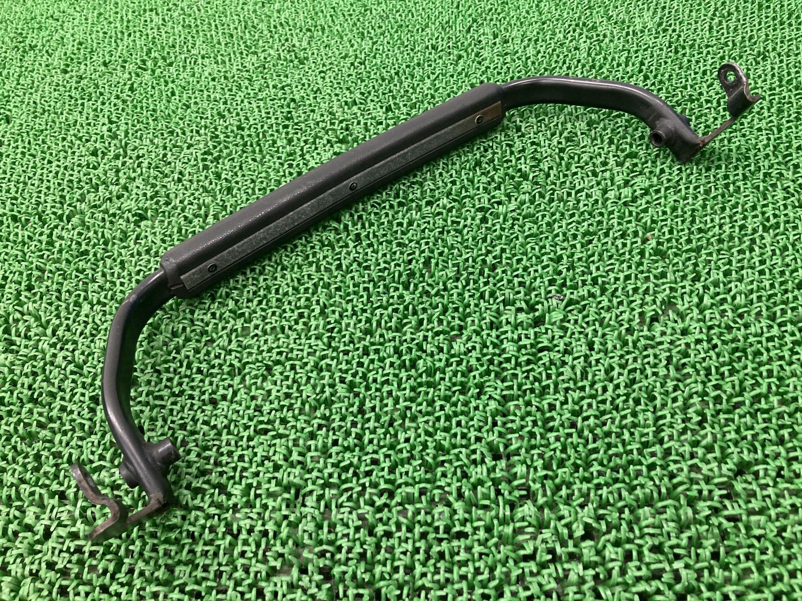 フュージョン グラブバー ホンダ 純正 中古 バイク 部品 MF02 バックレストステー 曲がりなし 品薄 希少品 車検 Genuine