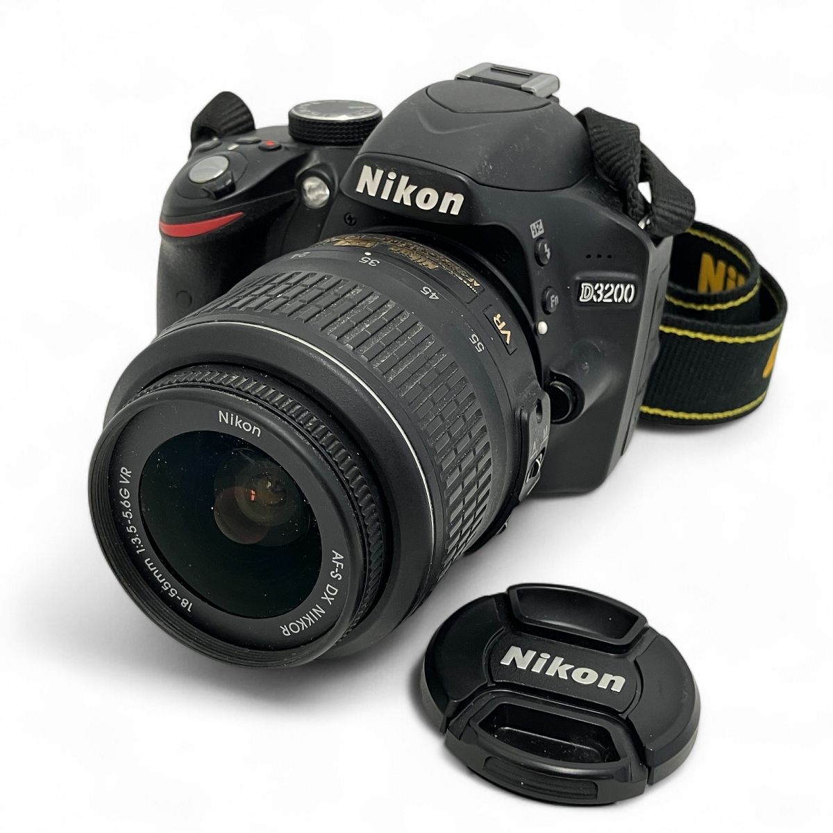Nikon D3200 18-55mm デジタル一眼レフカメラ レンズキット 中古